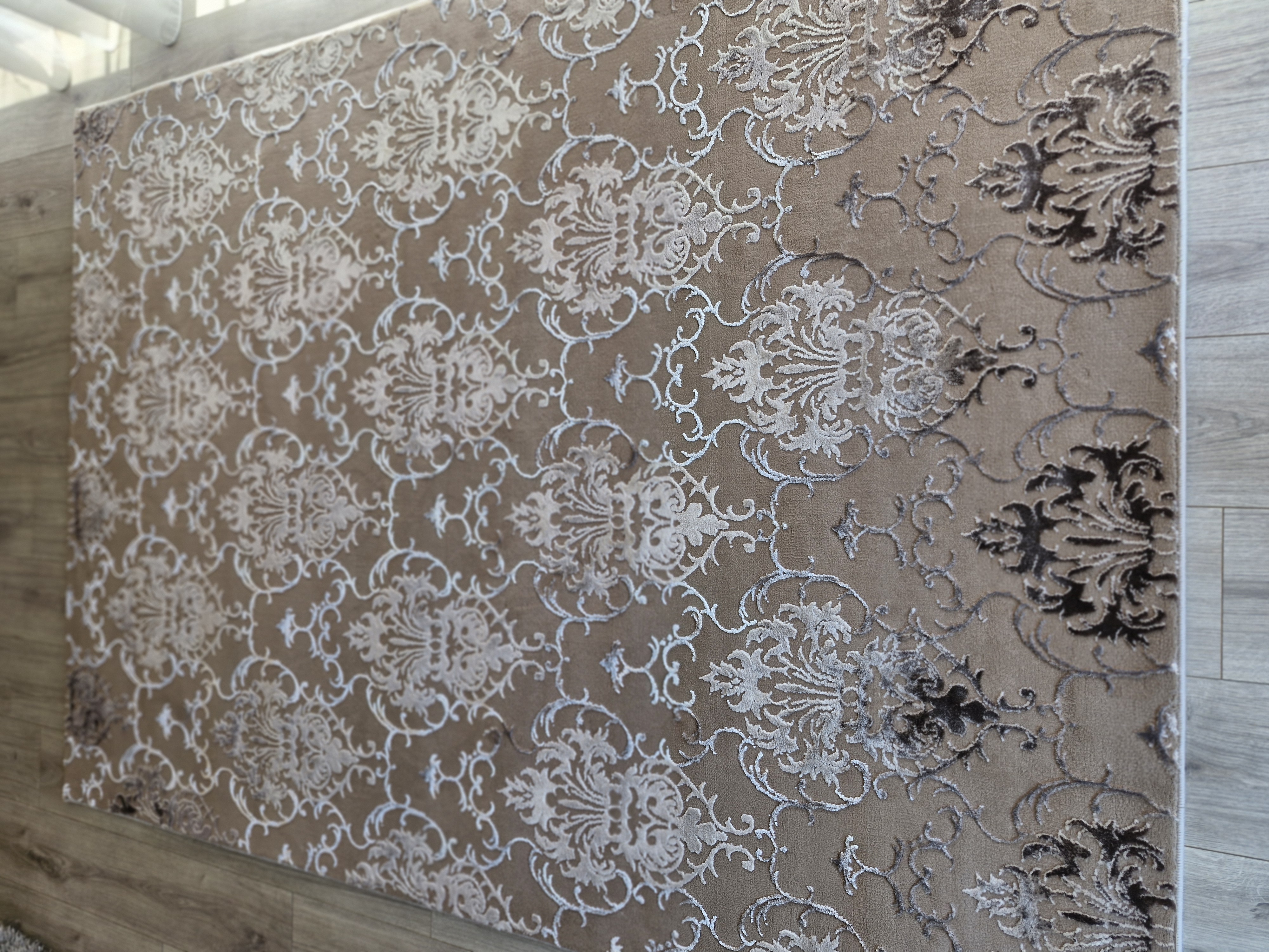 Rytų ornamentas "Smėlio žvakės"