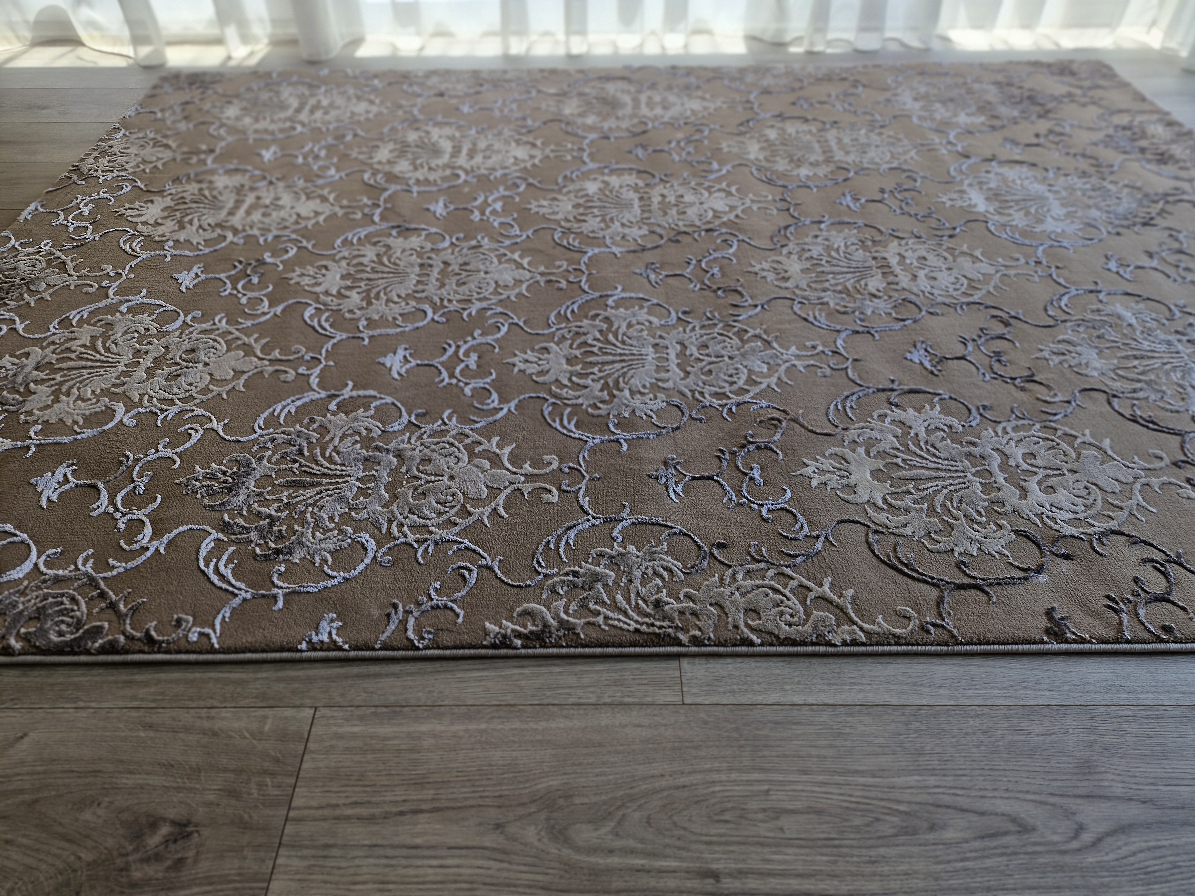 Rytų ornamentas "Smėlio žvakės"