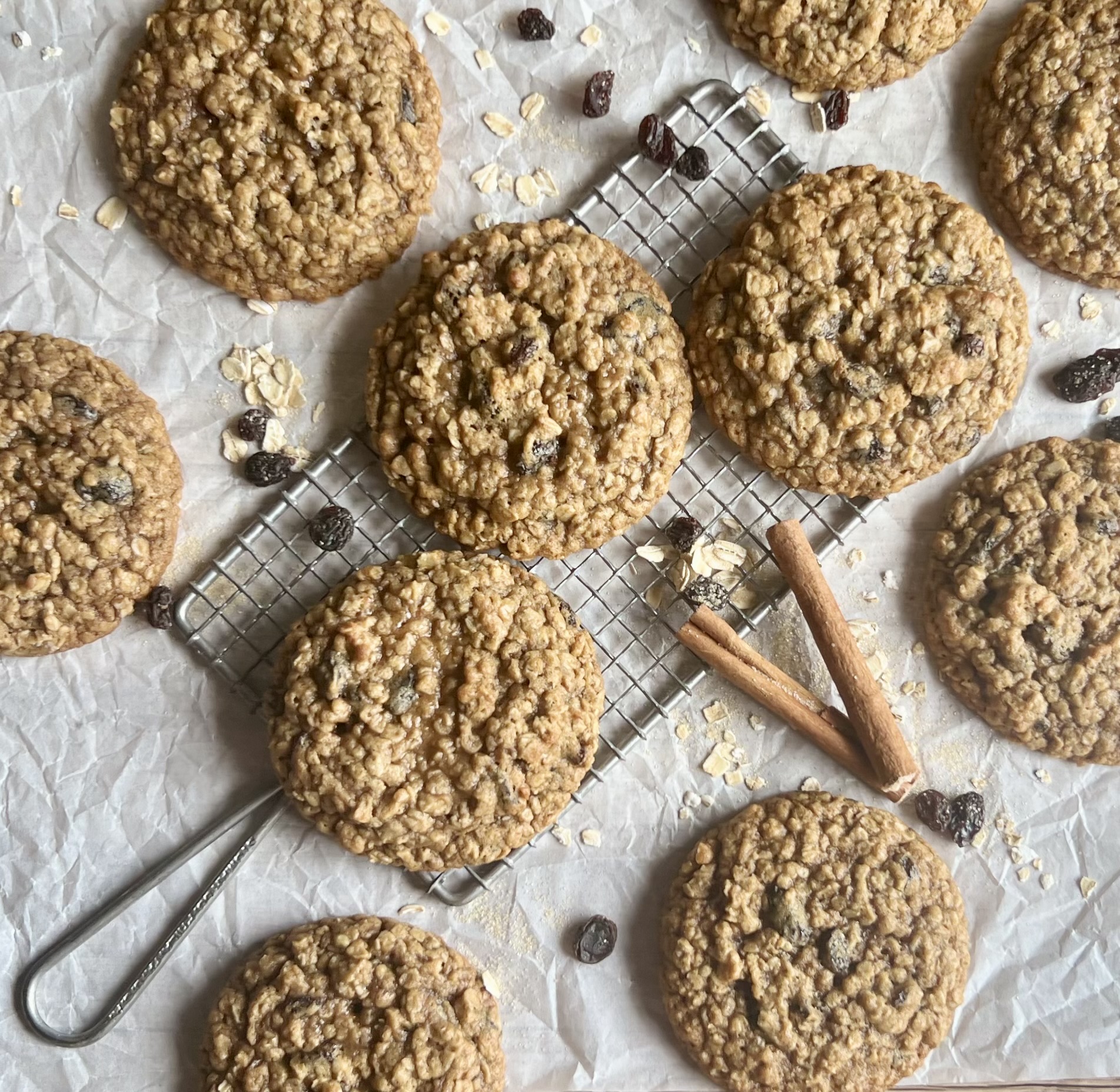  Oatmeal Raisin Cookies/Oatmeal Chocolate Chip