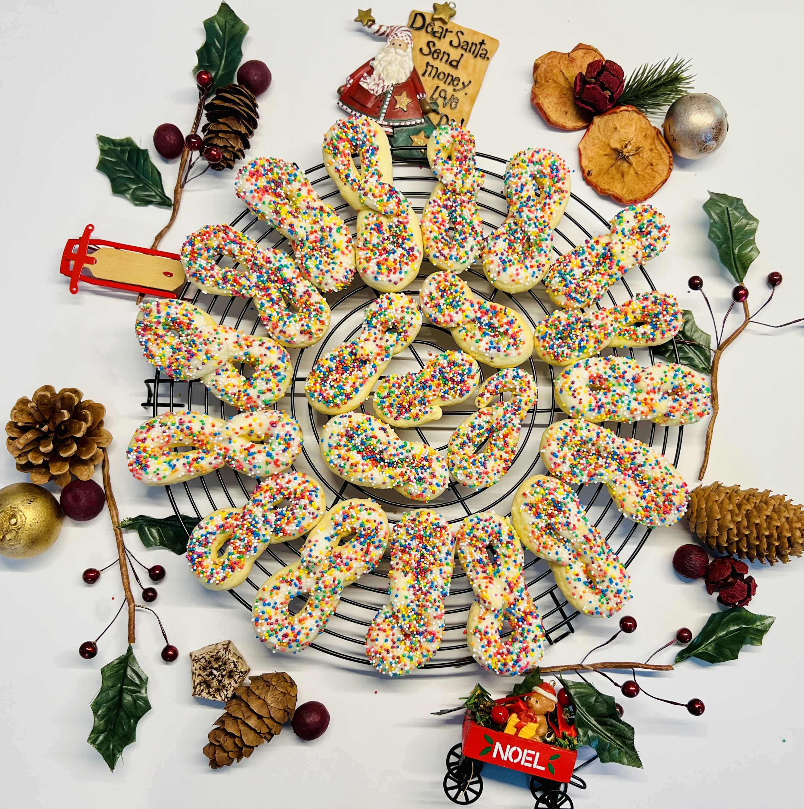 Festive Holiday Italian Cookies