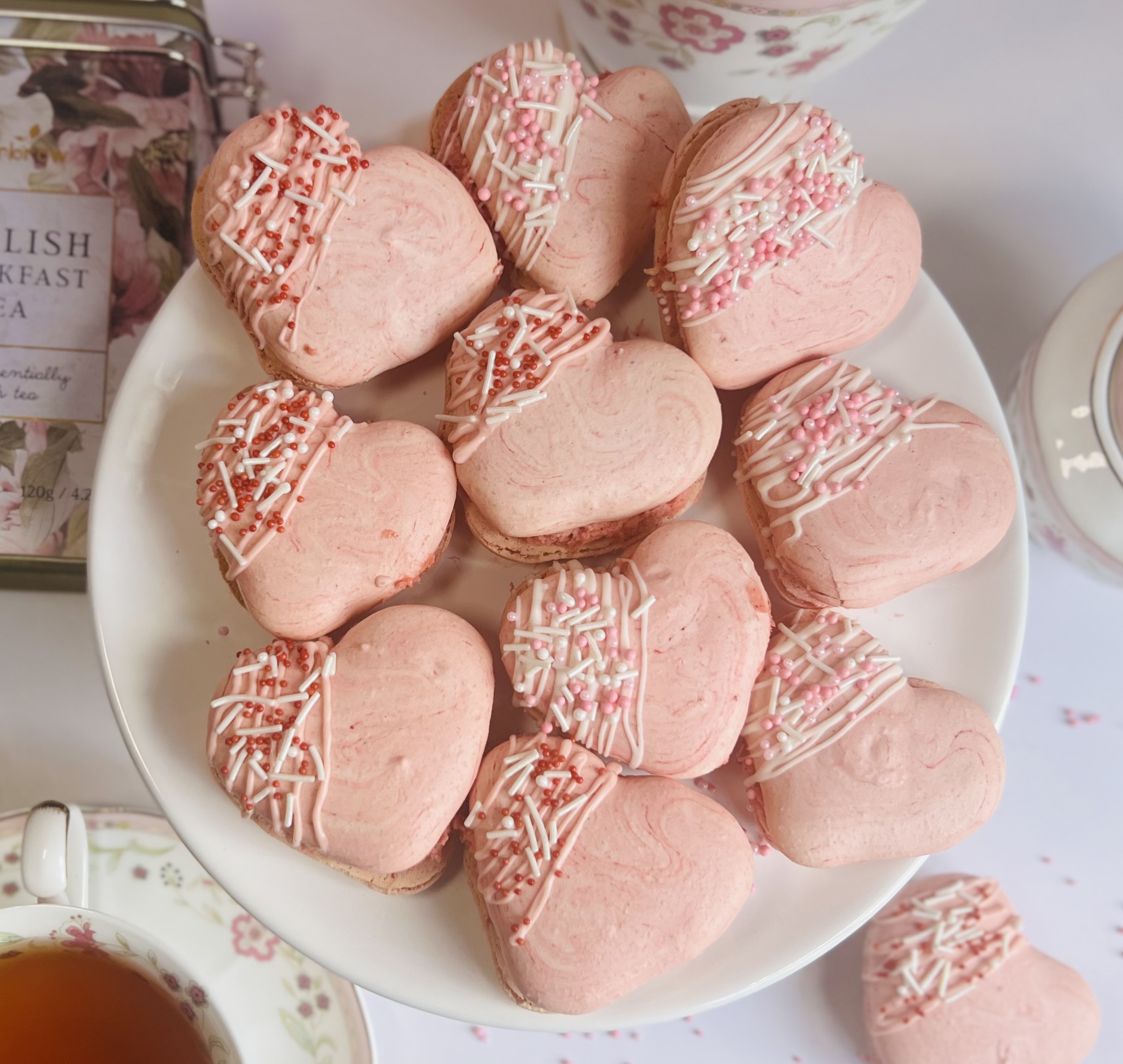 Decorative French Macarons ✨🍬
