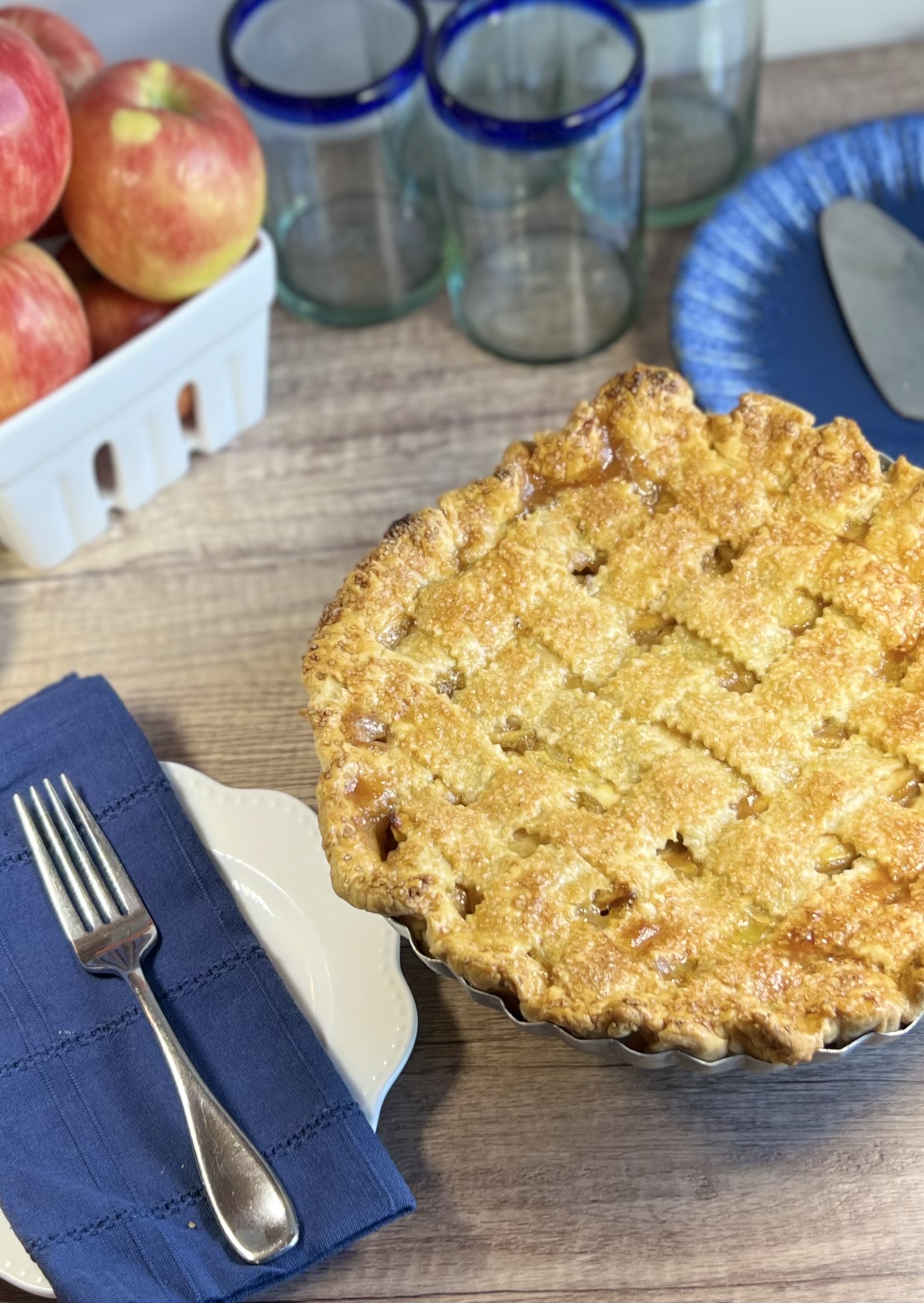 Lattice Love Apple Pie