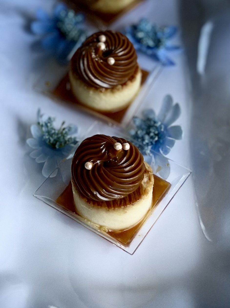 Mini Dulce De Leche Vanilla Bean Flan