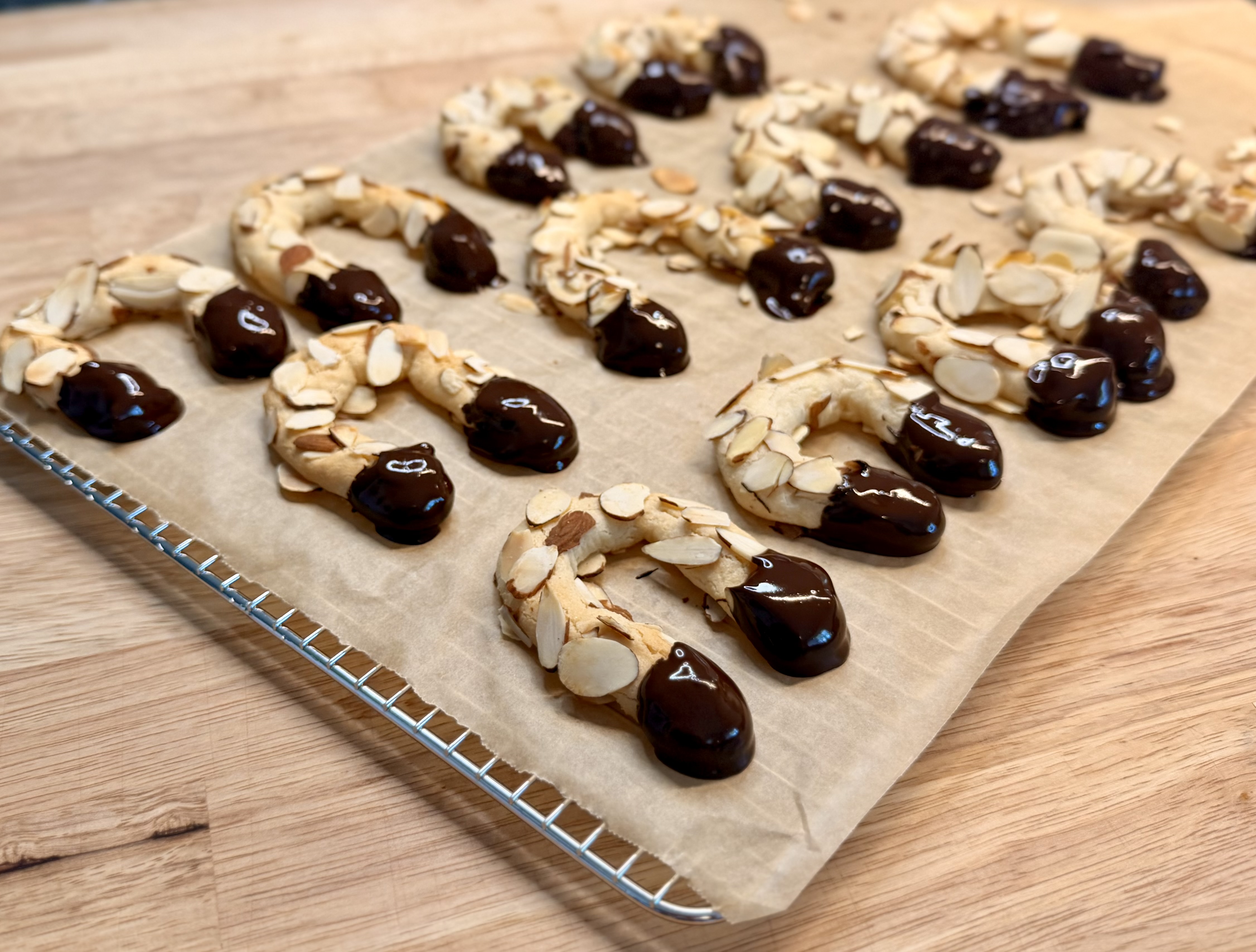 Gluten- Free Almond Horn Cookies