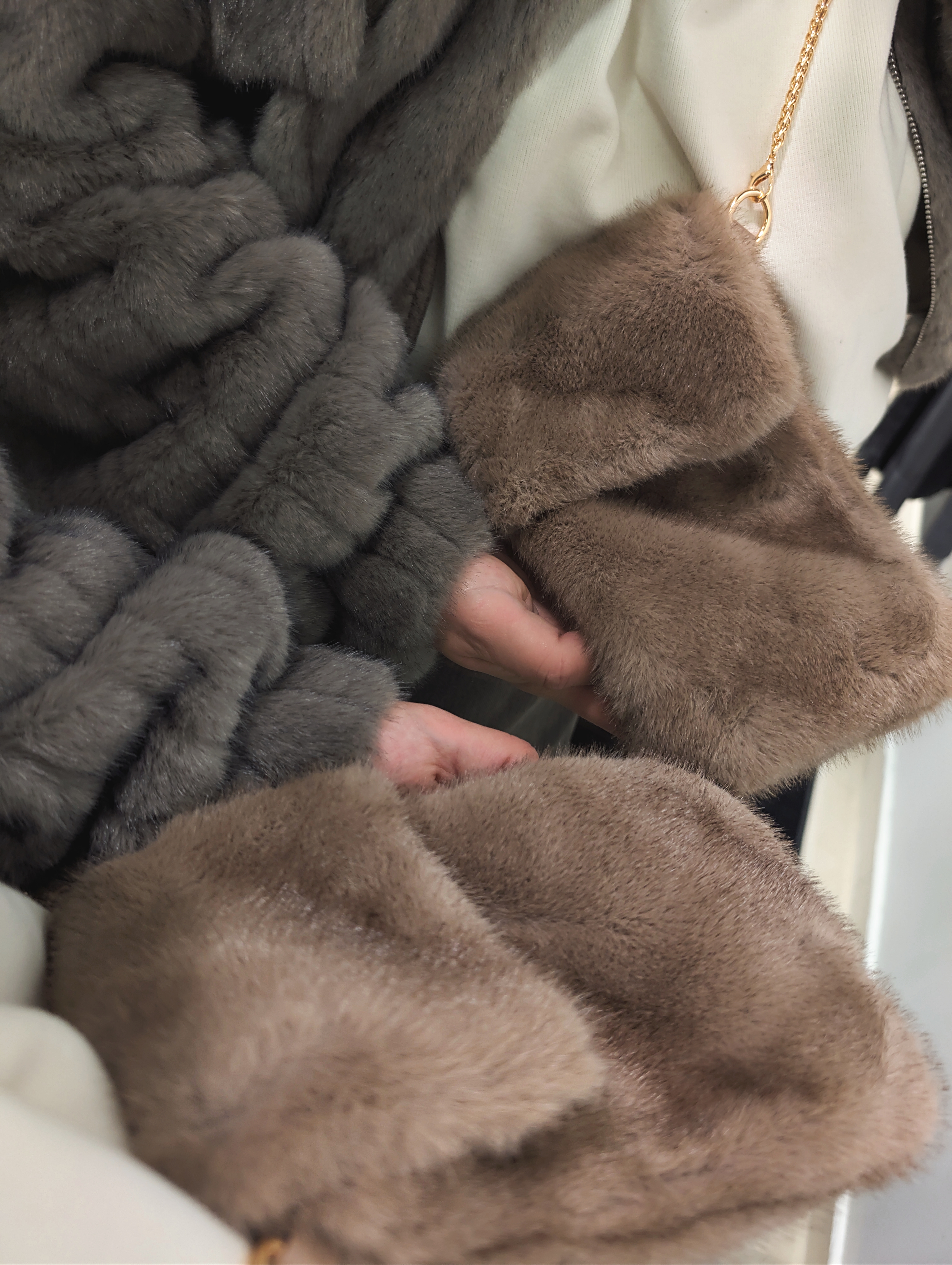 Mini fur moteriškas rankinukas - dėklas