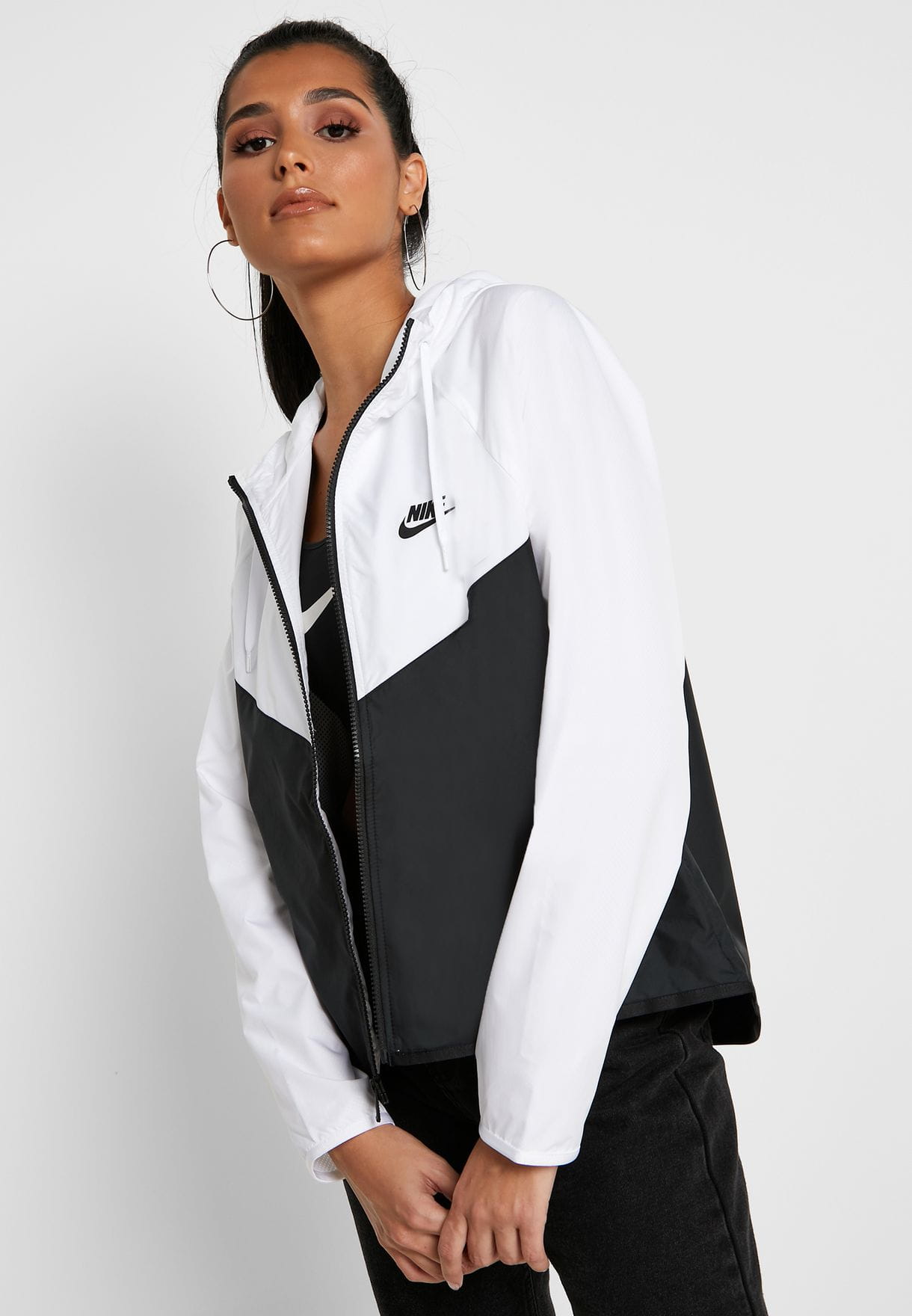 Moteriška lengva - Nike striukė