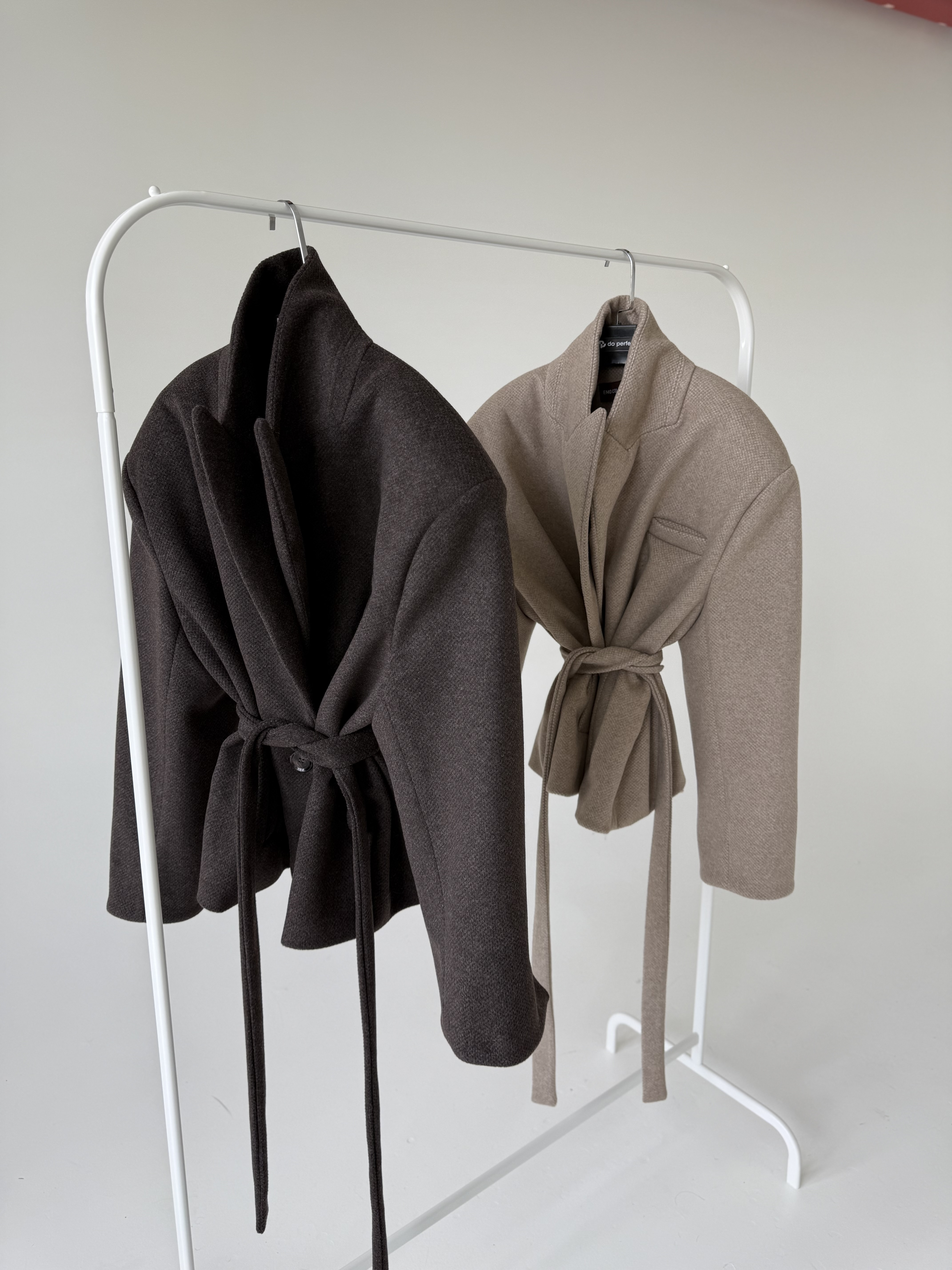 Tobuli paltai: Beige & Brown kolekcija