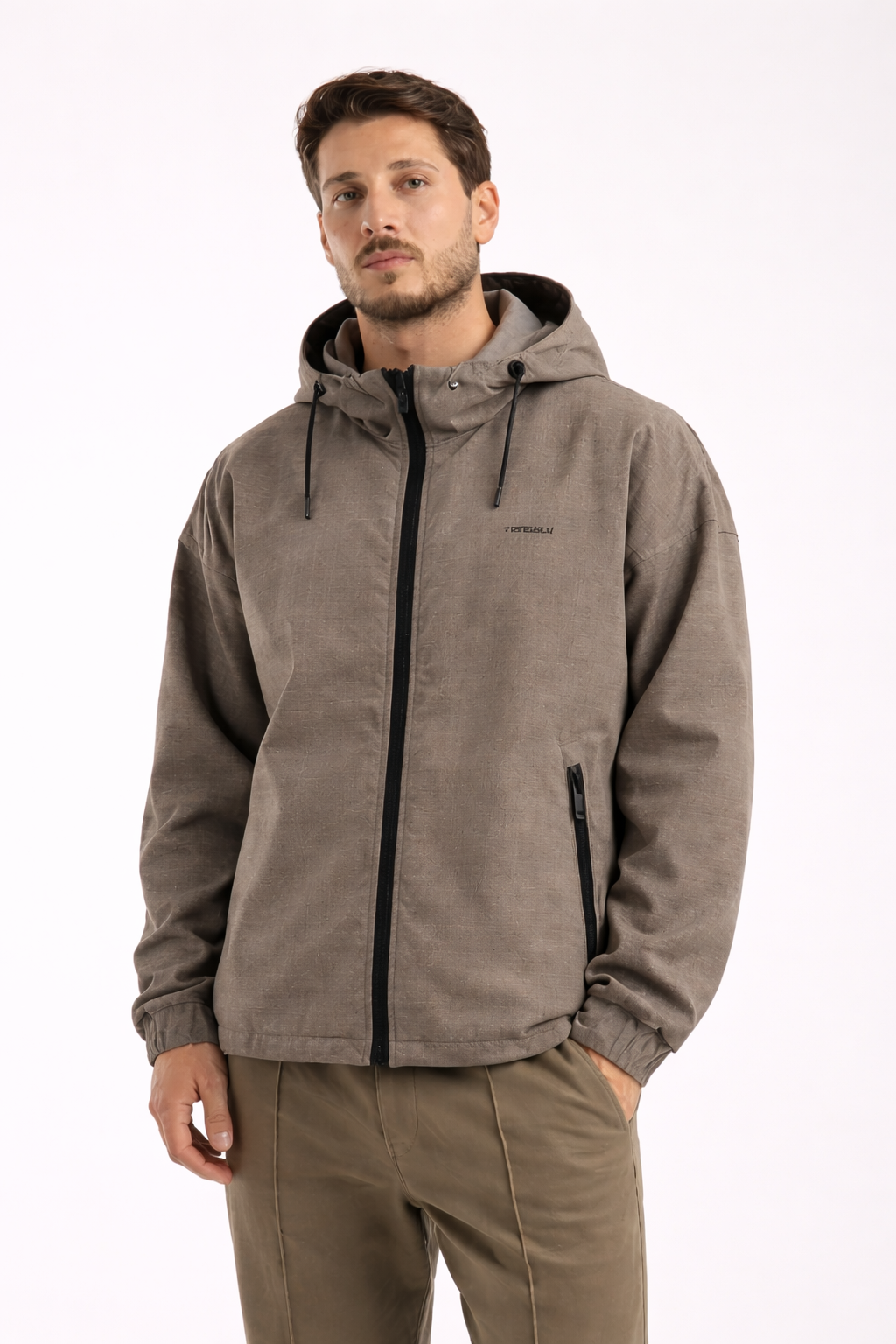 Vyriška pavasario minimalistinė striukė