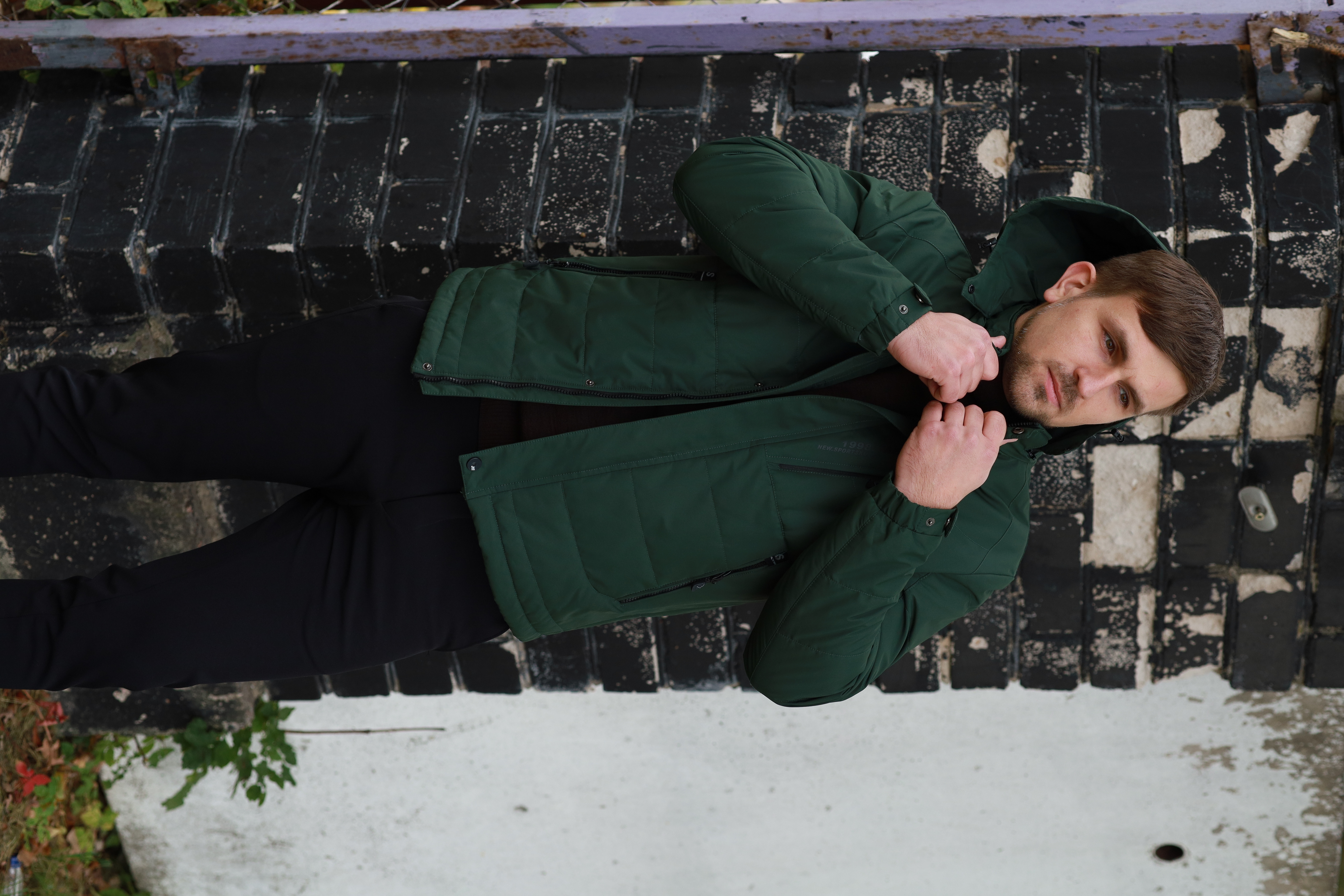 Vyriška rudeninė striukė dark green