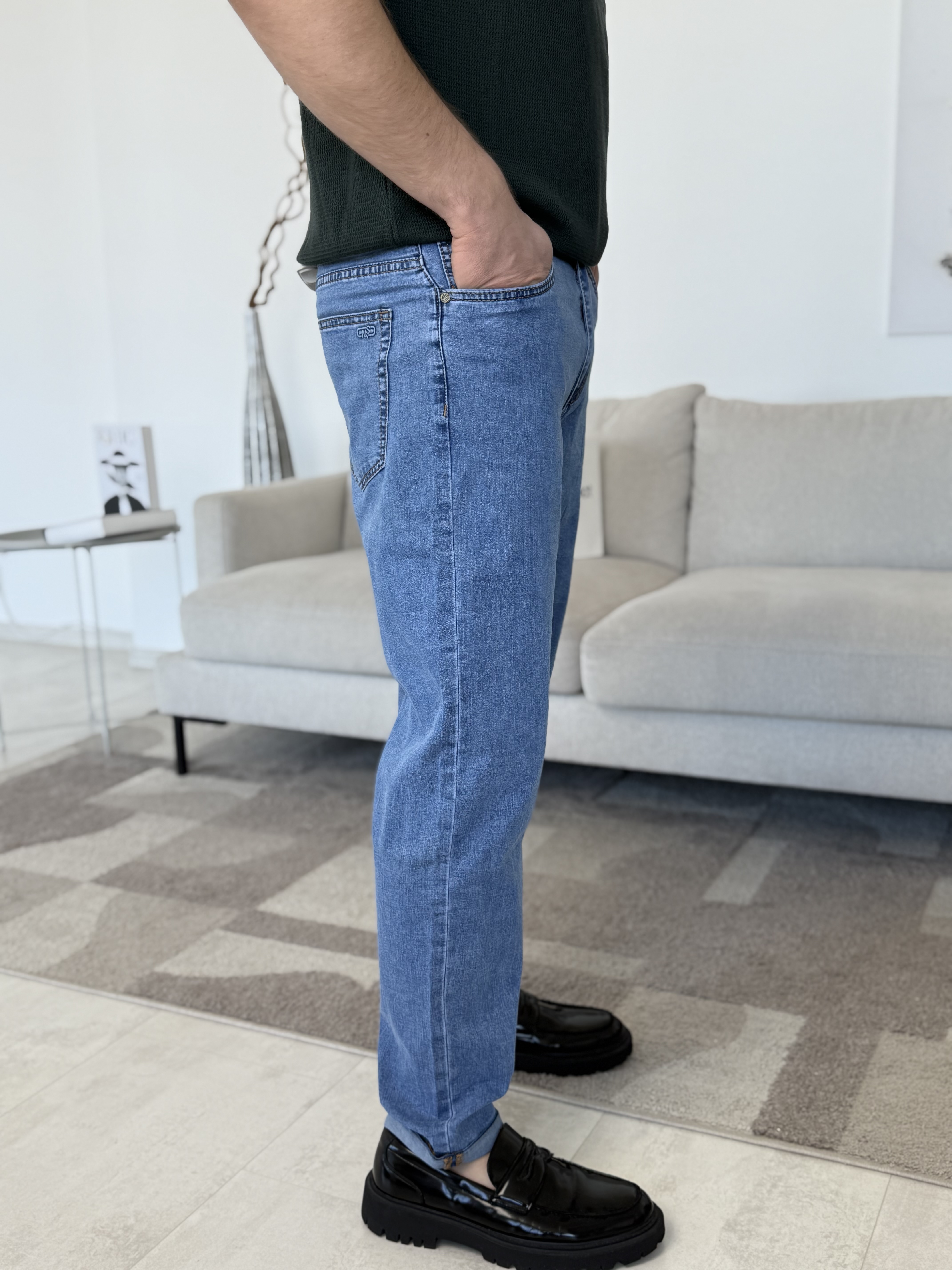 Vyriški laisvo kirpimo - melsvi džinsai | 247