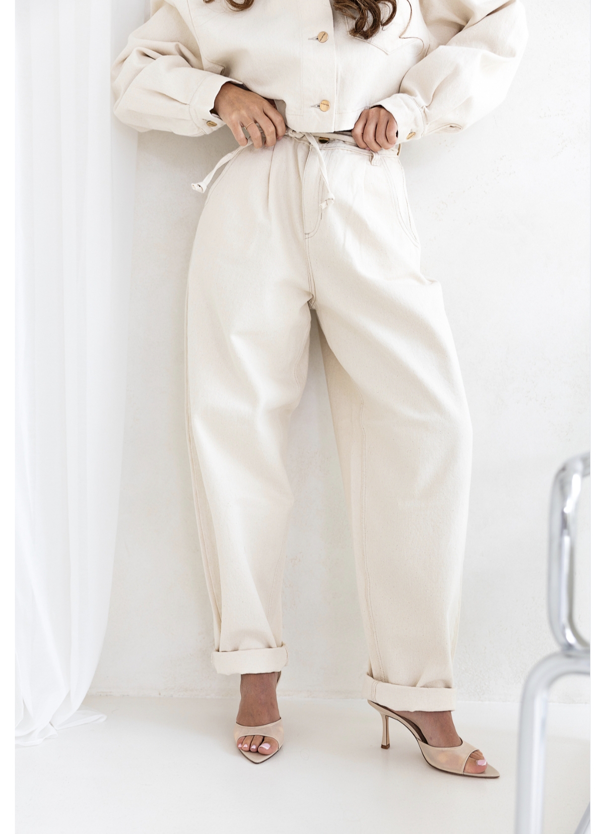 Moteriški Balloon Premium - kreminiai džinsai 