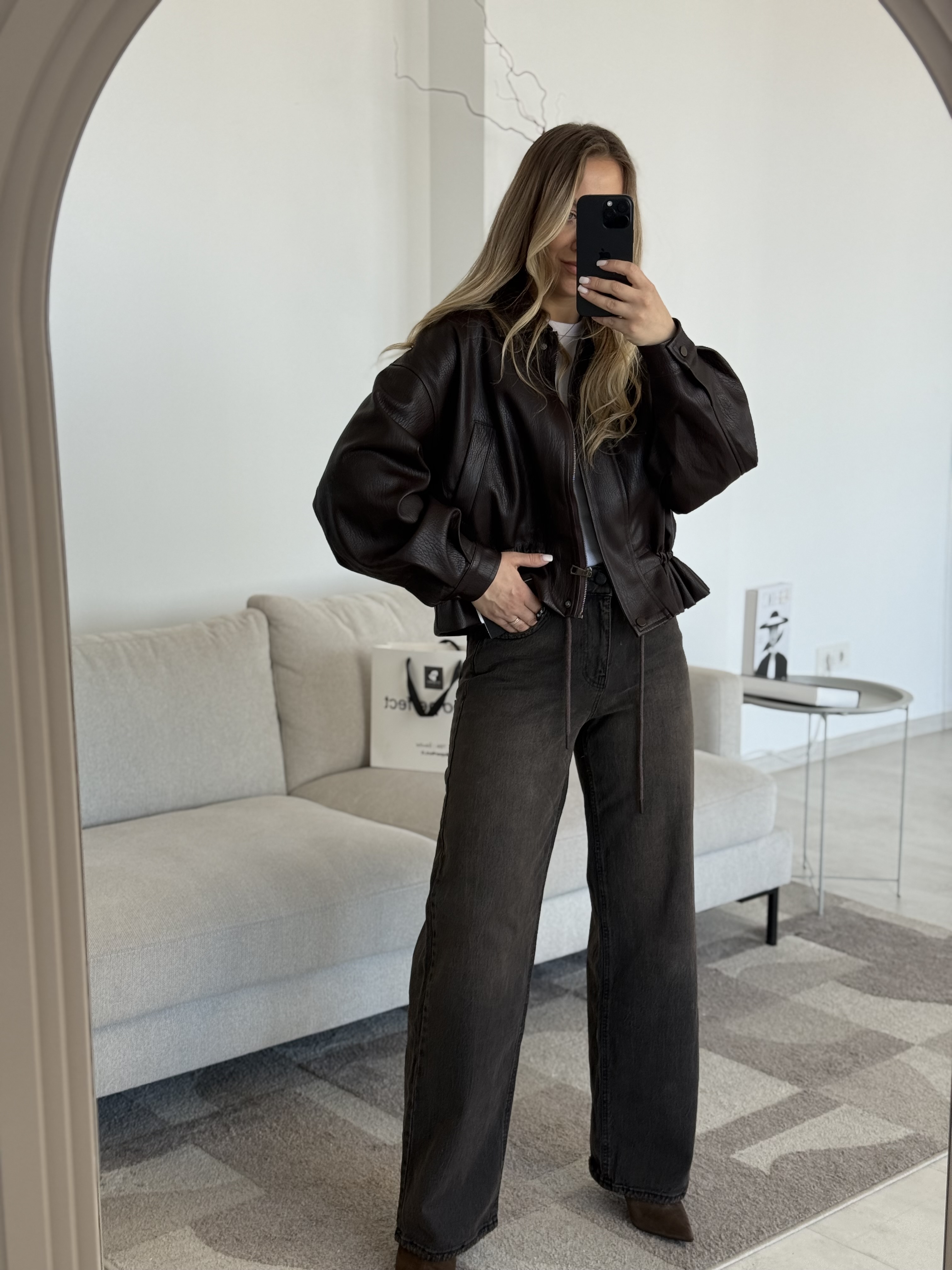 Tamsaus šokolado platūs džinsai | 044