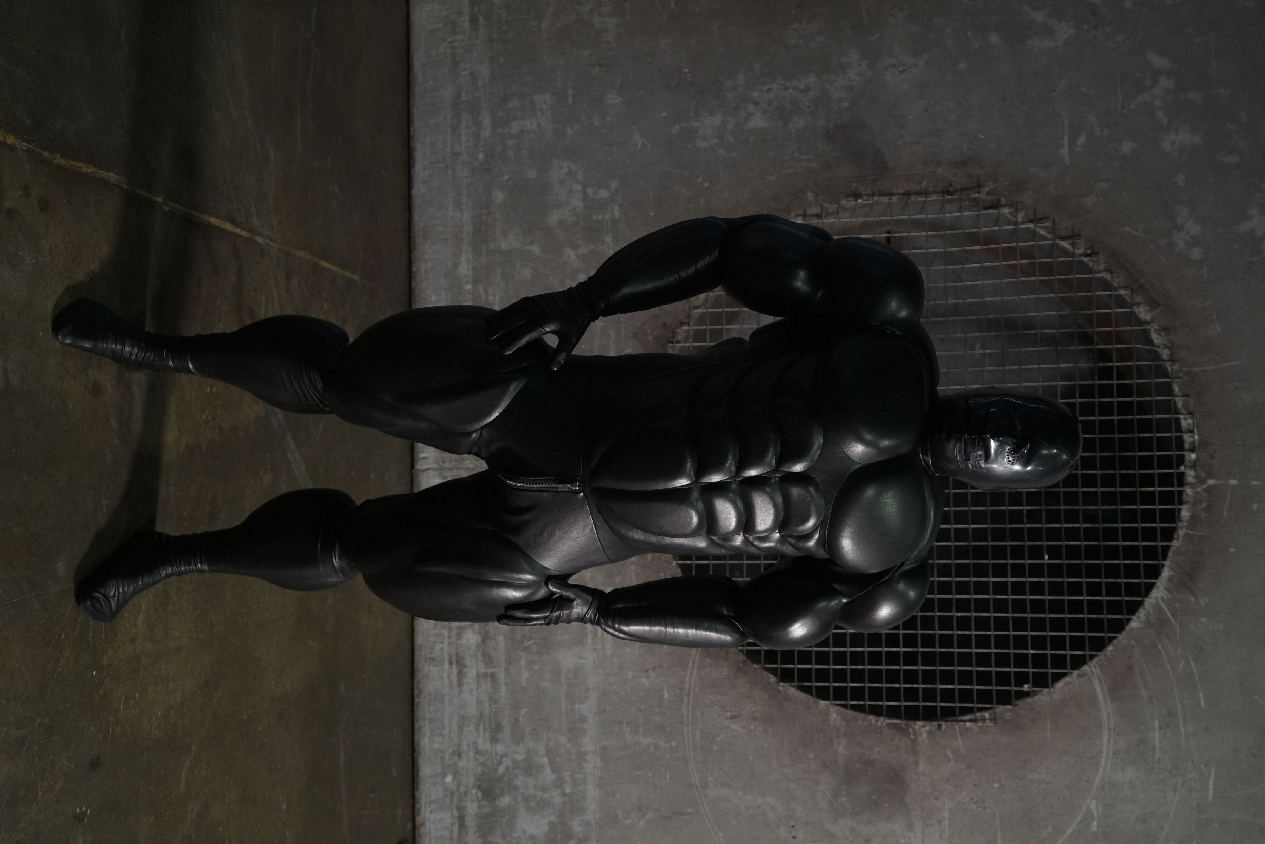 Big Muscle Suit - Black faux leather