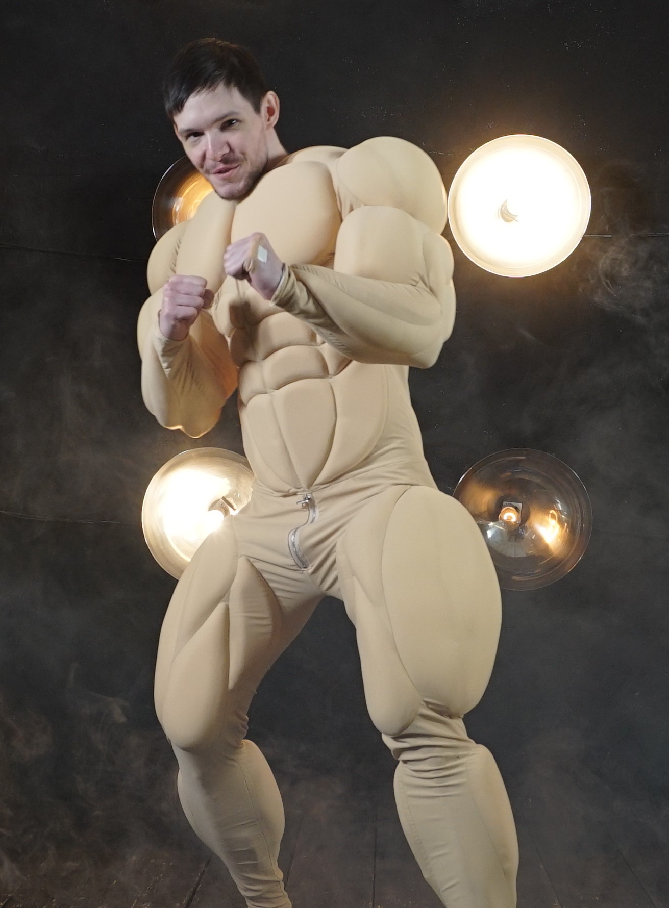 Big Muscle Suit - Beige SPANDEX