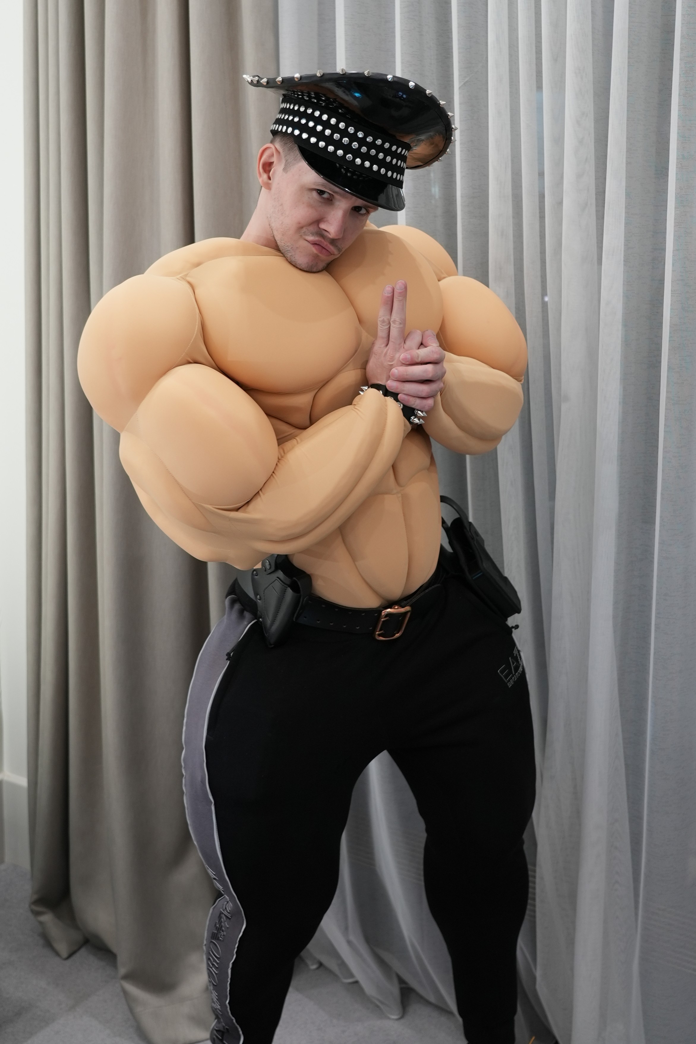Big Muscle Suit - Beige SPANDEX