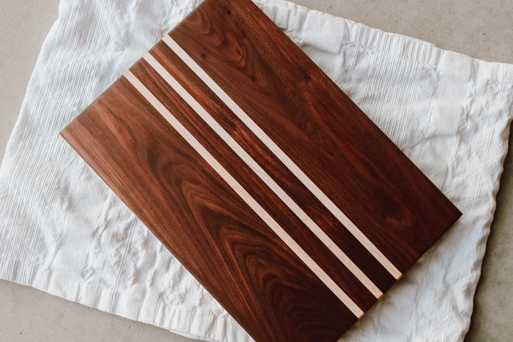 Walnut & Maple Wood Cutting Boards