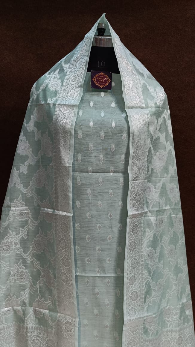 Elegant Light Green Suit