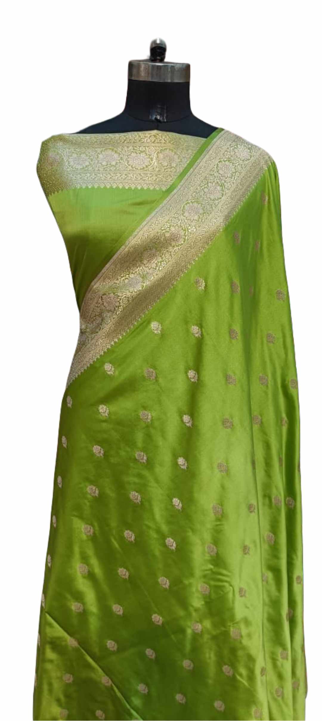 Mehdi Green Satan Silk Saree