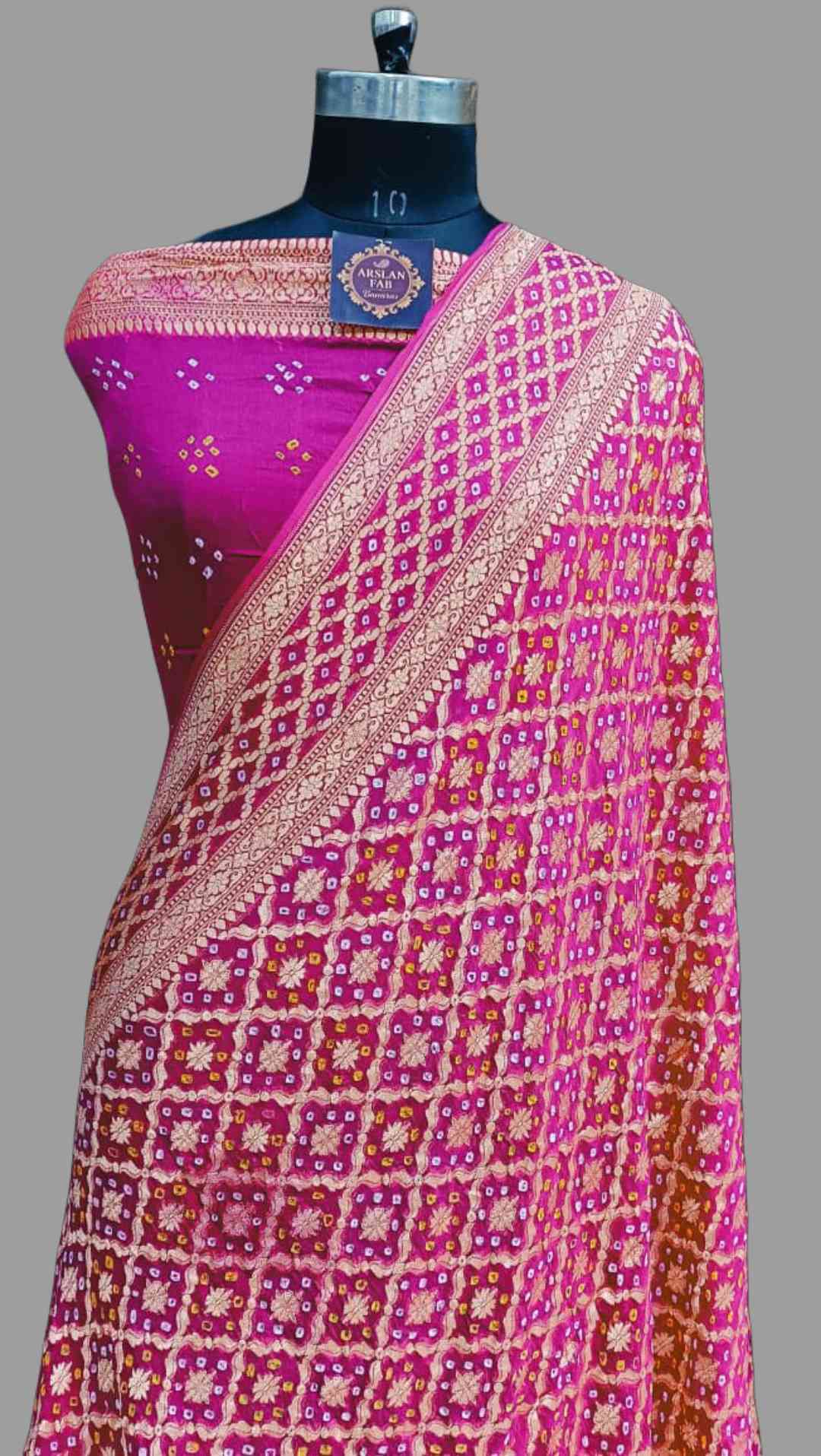 Traditional Pink Bandhani Banarasi Georget Saree