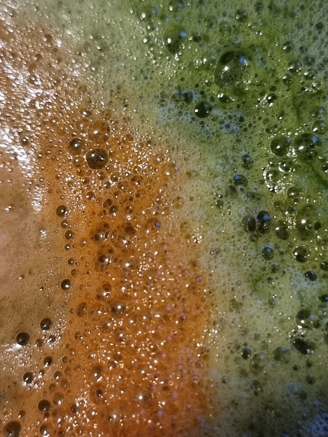 Colorful Foaming Juice