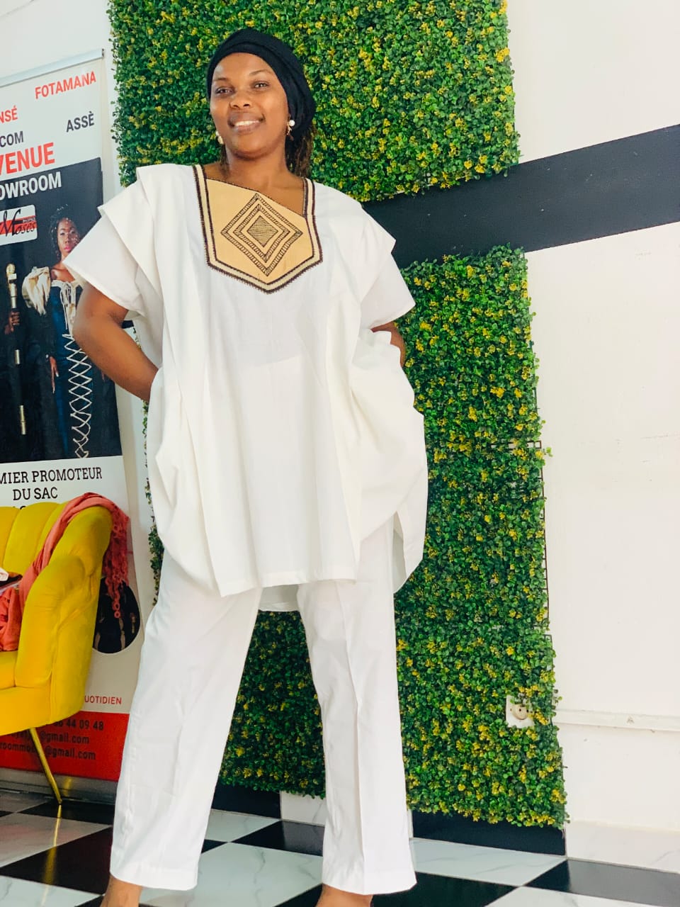 Ensemble traditionnel blanc