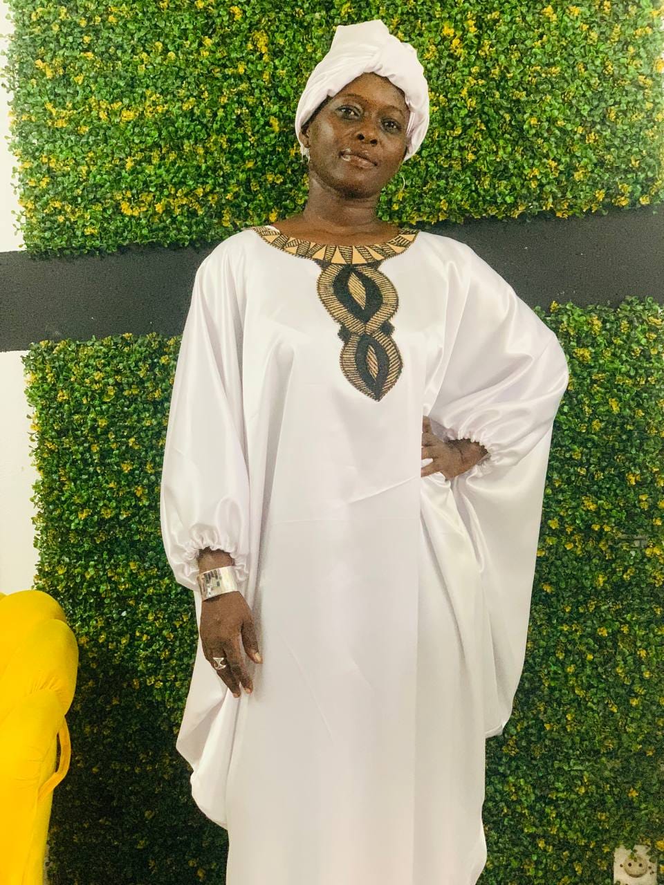 Boubou africain blanc