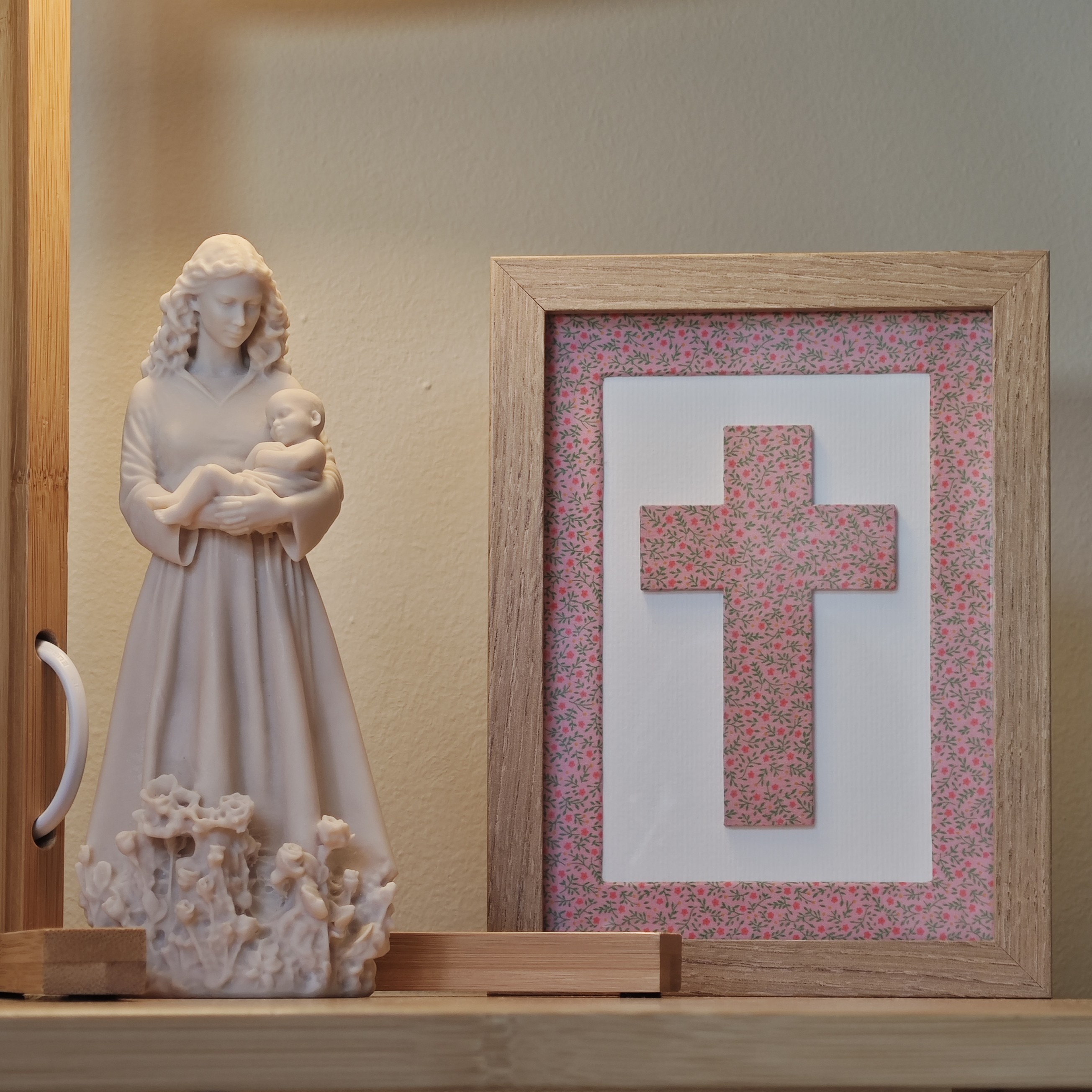 Sutileza Rosa - Cruz mediana