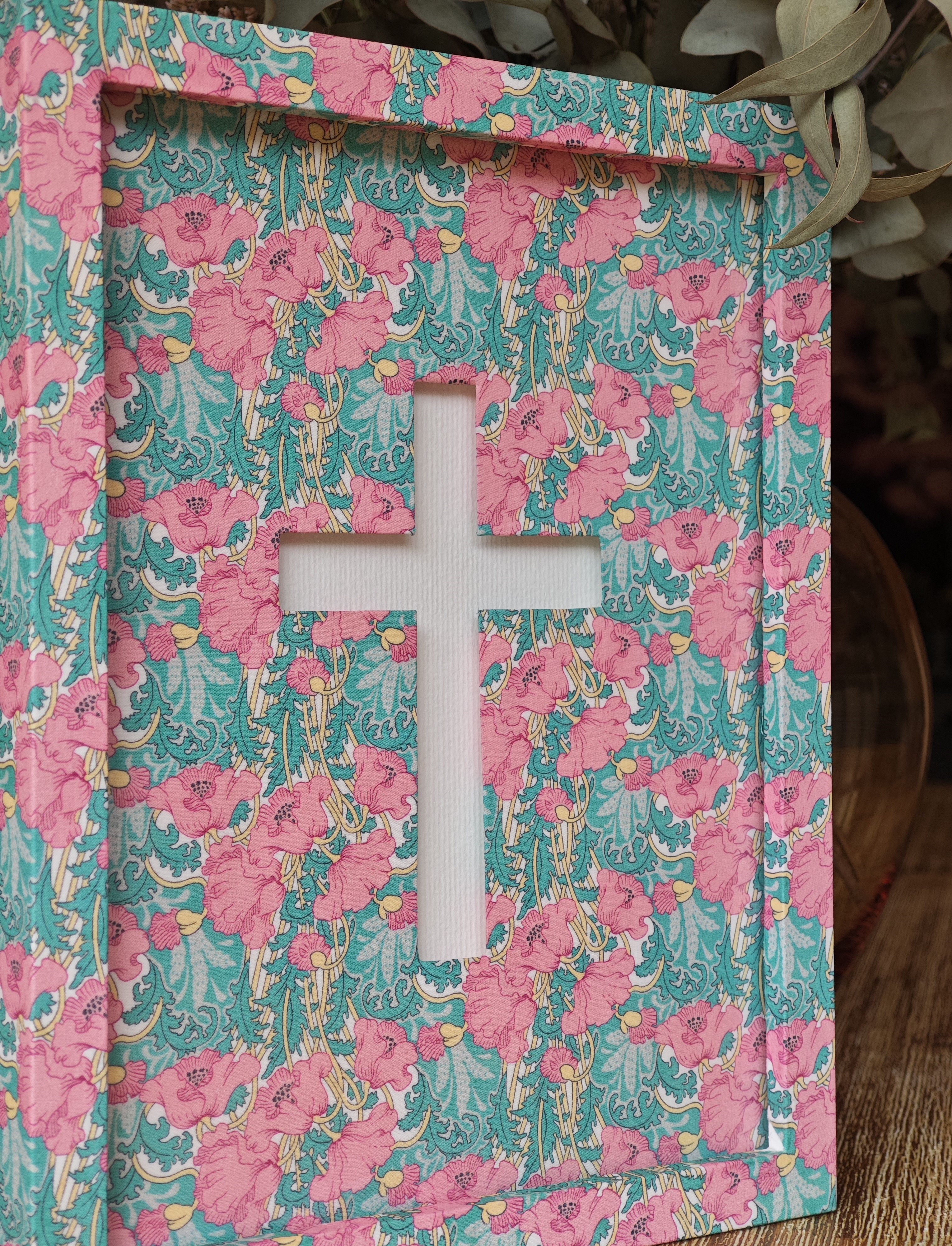 Cruz Tana - Entelado