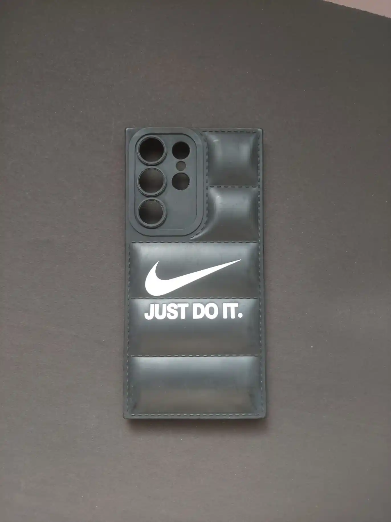  SAMSUNG GALAXY S23 ULTRA Nike Branded Padded Phone Case