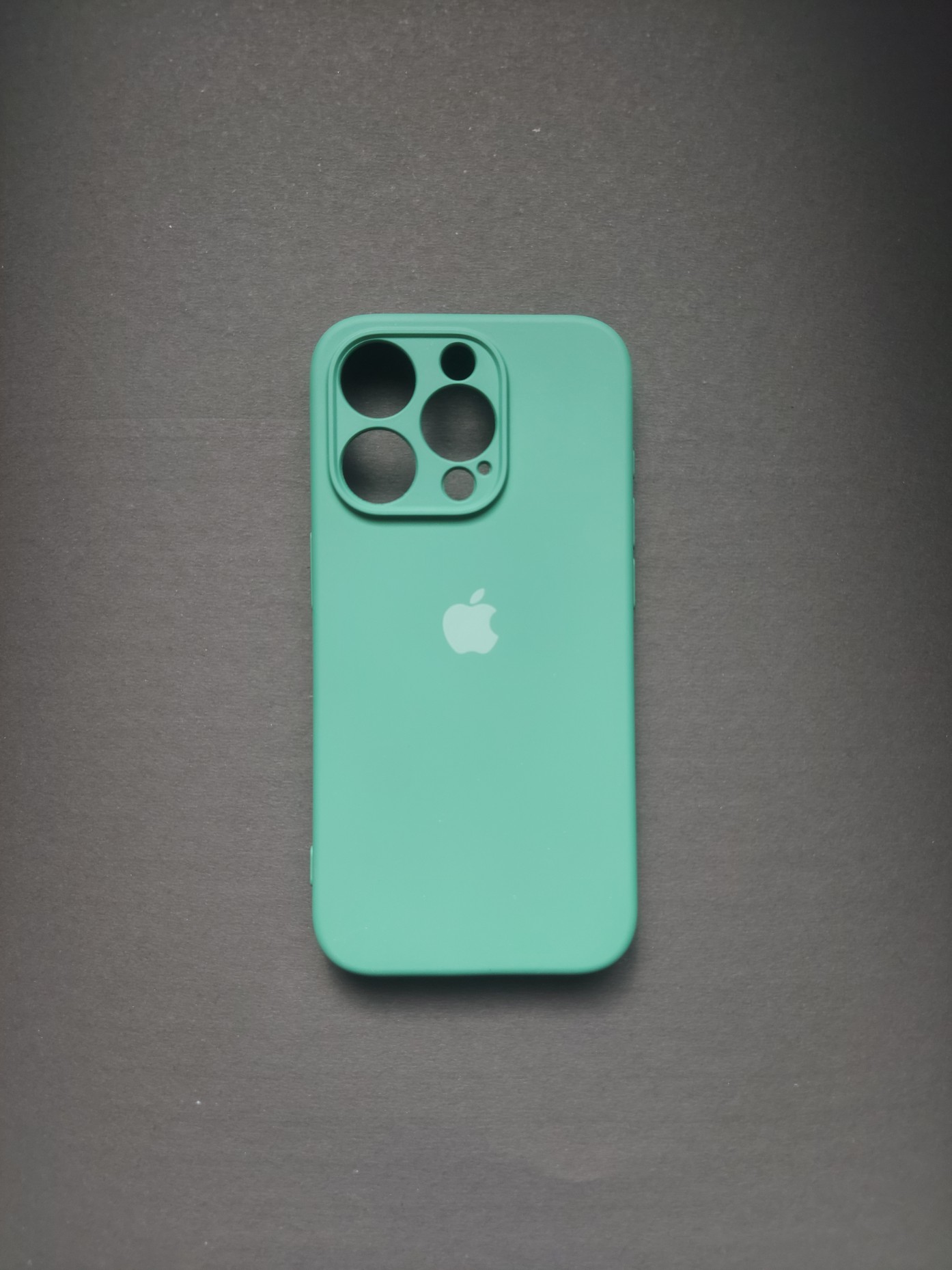 IPHONE 15 PRO Green iPhone Case