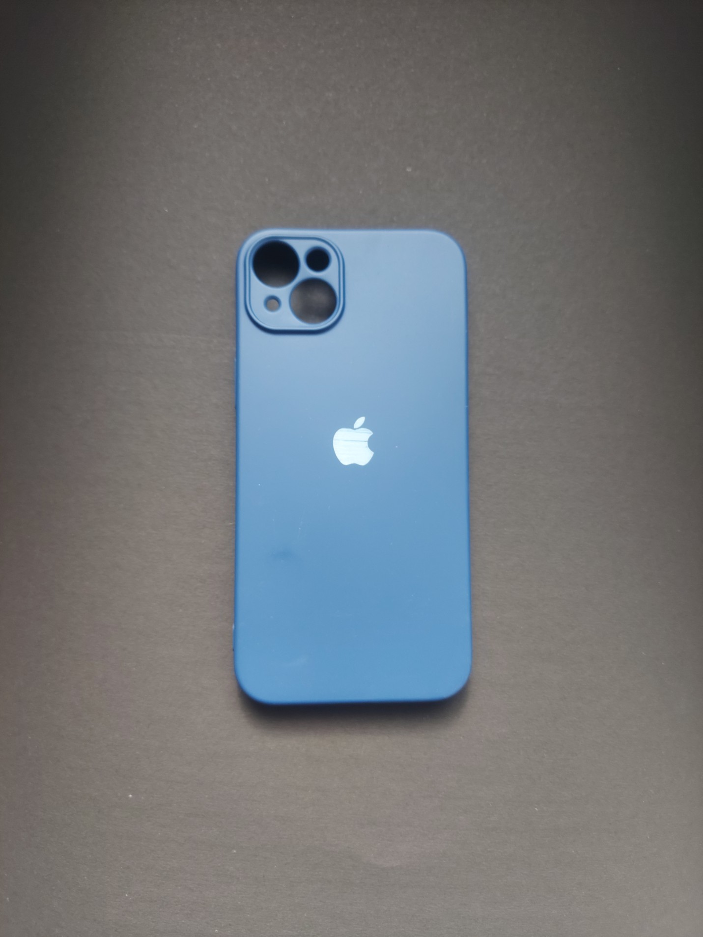 Apple iPhone 15 plus silicon 