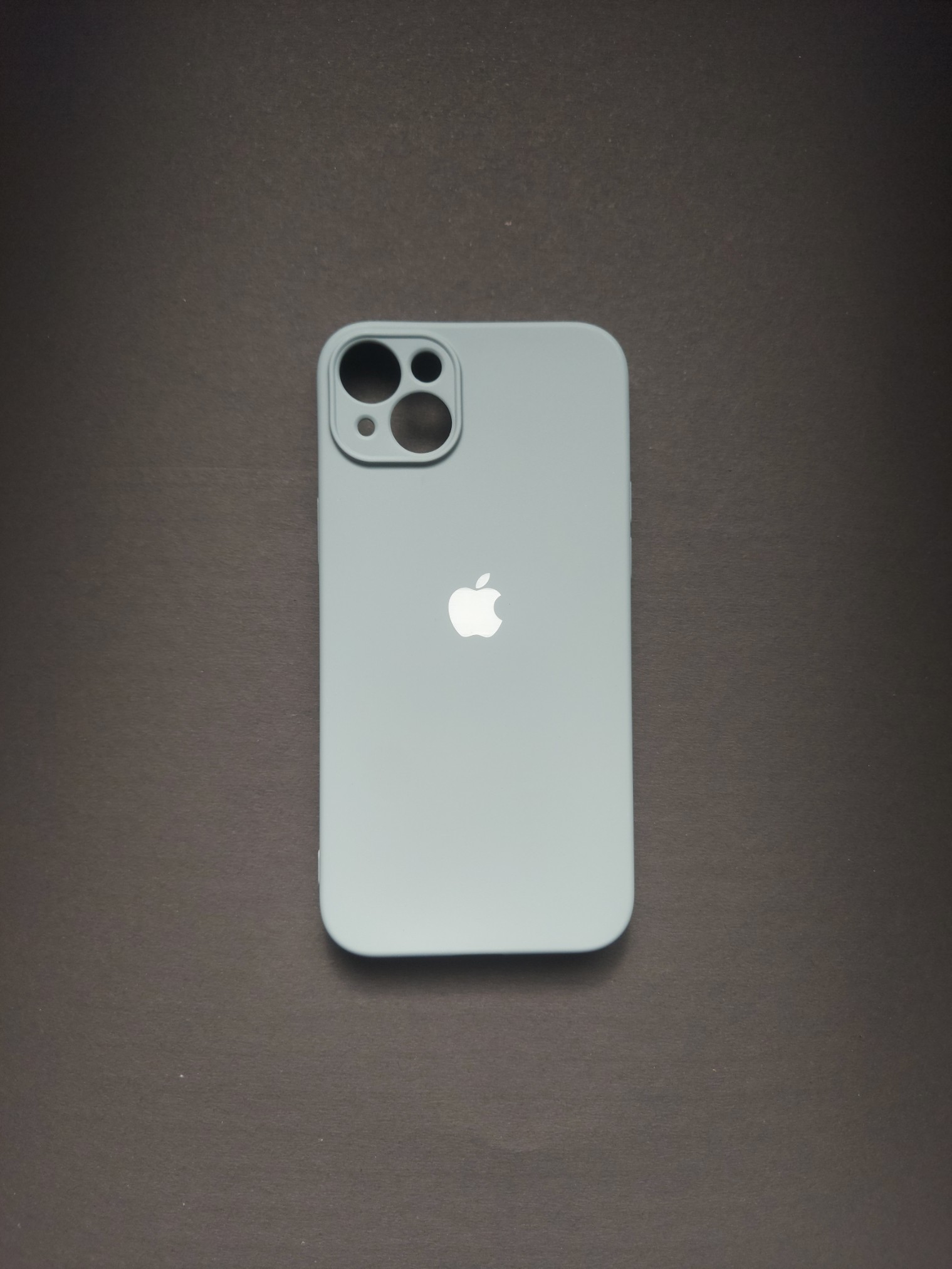 Apple iPhone 15 plus grey case