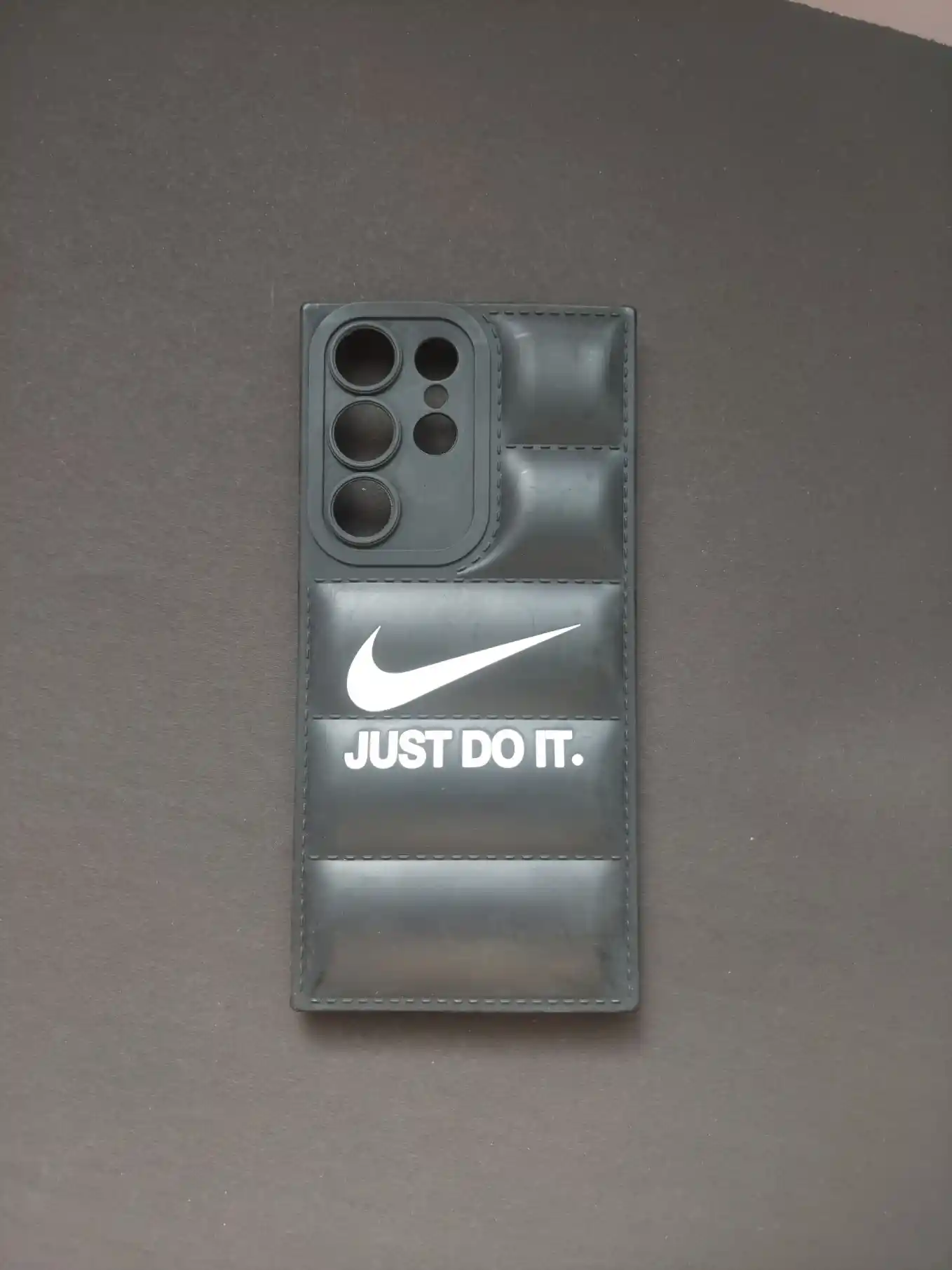  SAMSUNG GALAXY S23 ULTRA Nike Branded Padded Phone Case