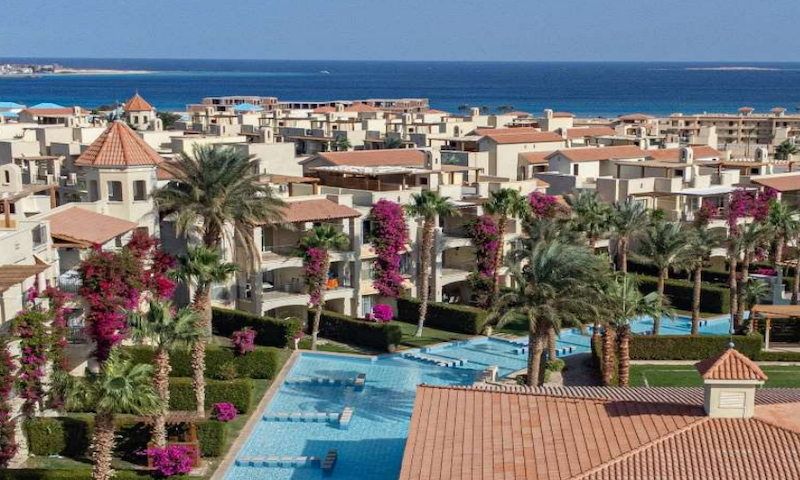 Luxury Beachfront Resort Apartment