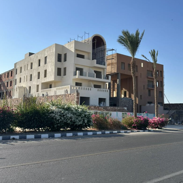 Penthouse with seaviews and roof terrace for sale