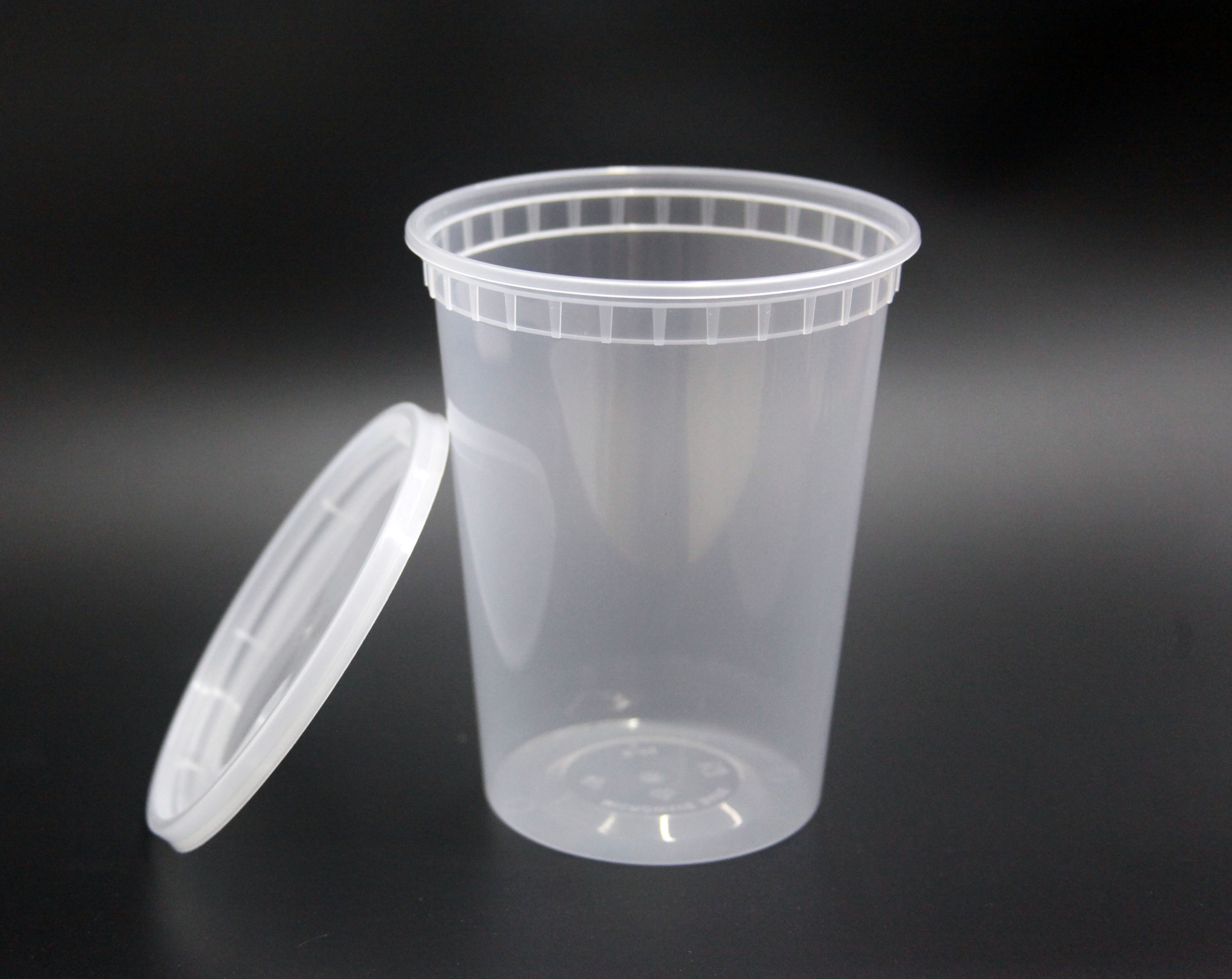 Plastic Soup Container with lids 240set/case