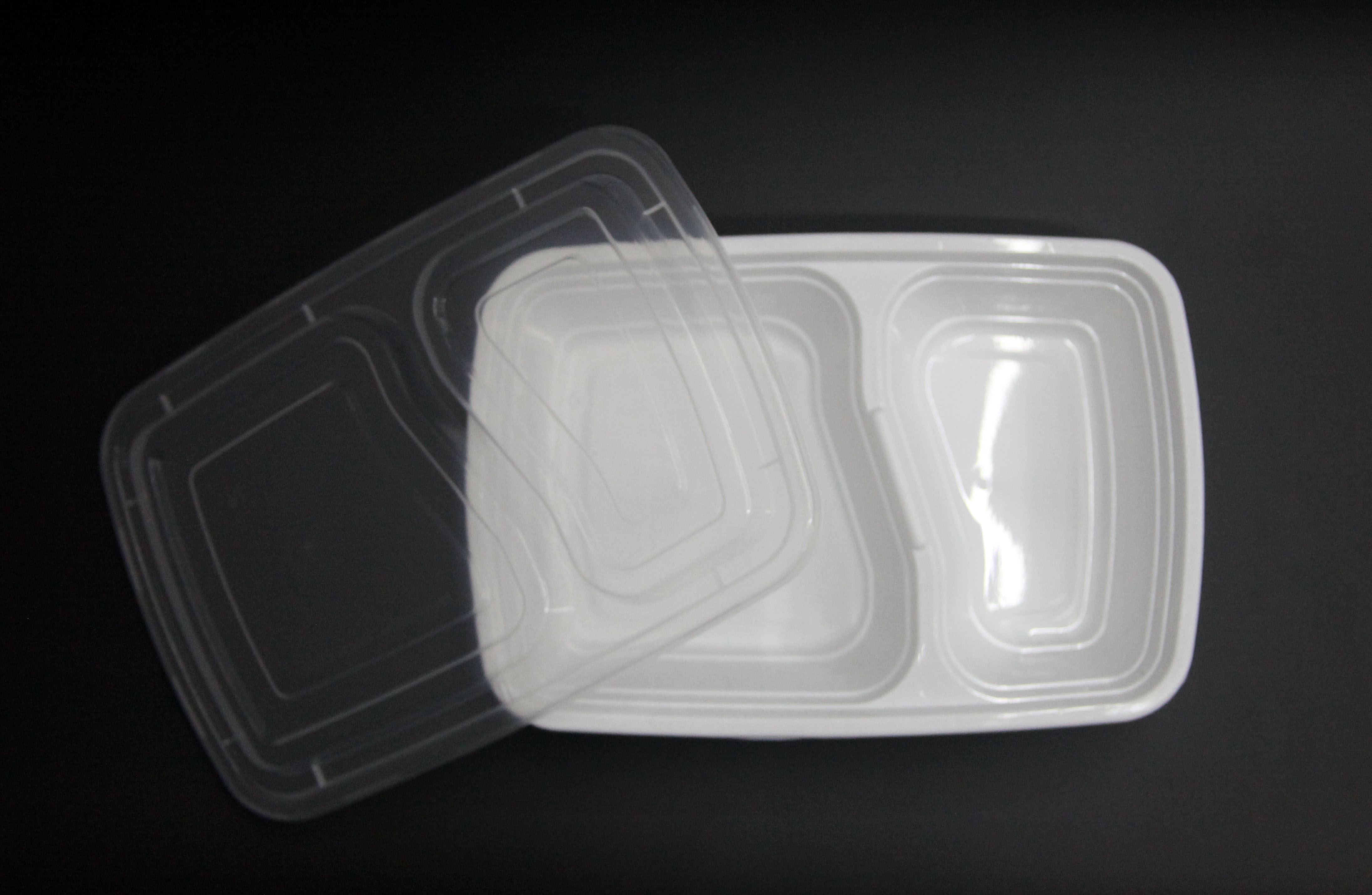 2- Compartment Rectangular microwavable take out lids included FH28