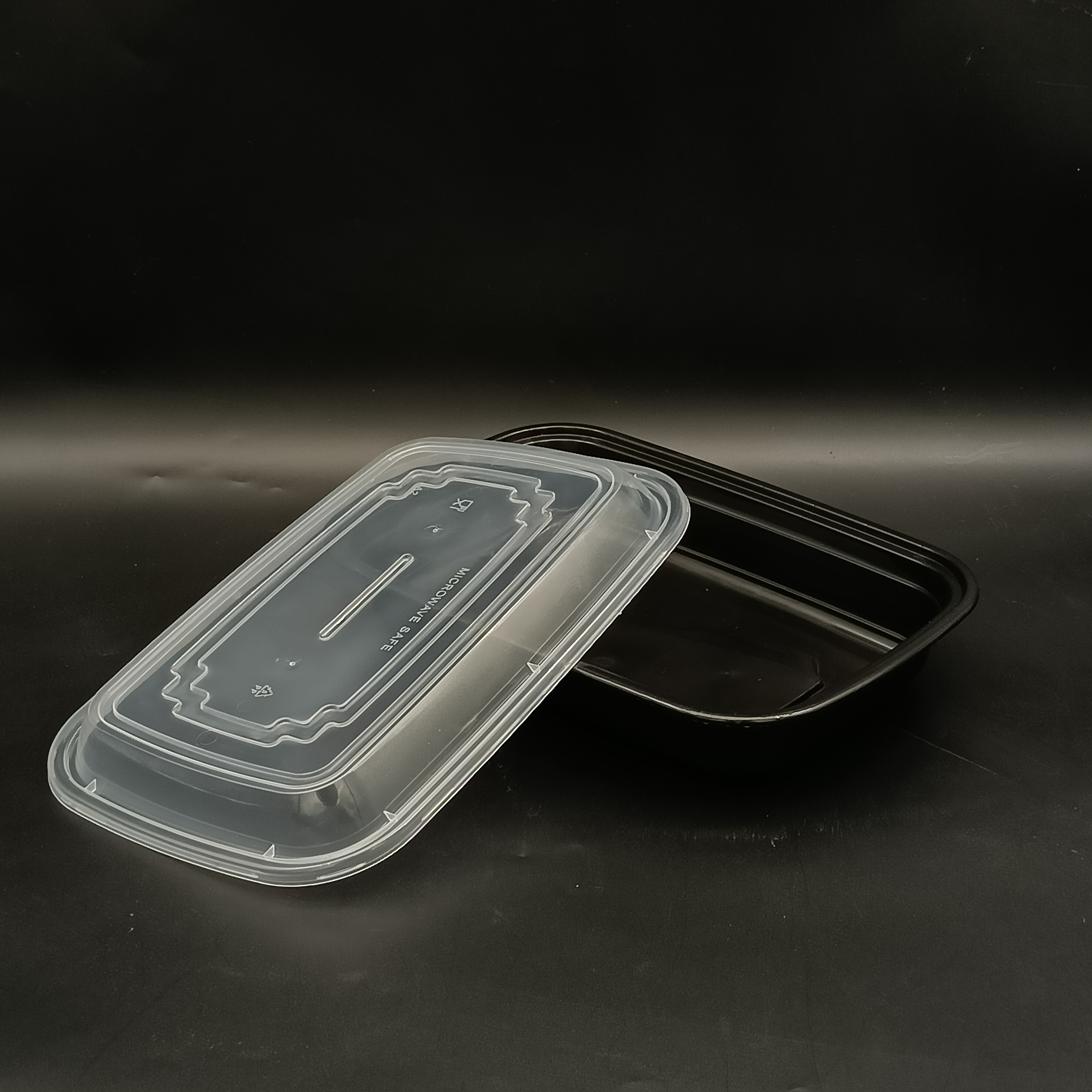 Microwavable Black Rectangular Container with Clear Lids included 150set/case