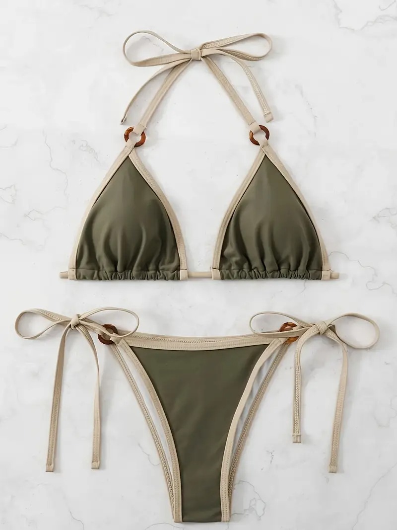 Bikini Triangular GIMAR en Verde Oliva – Ajuste Perfecto y Toque Natural