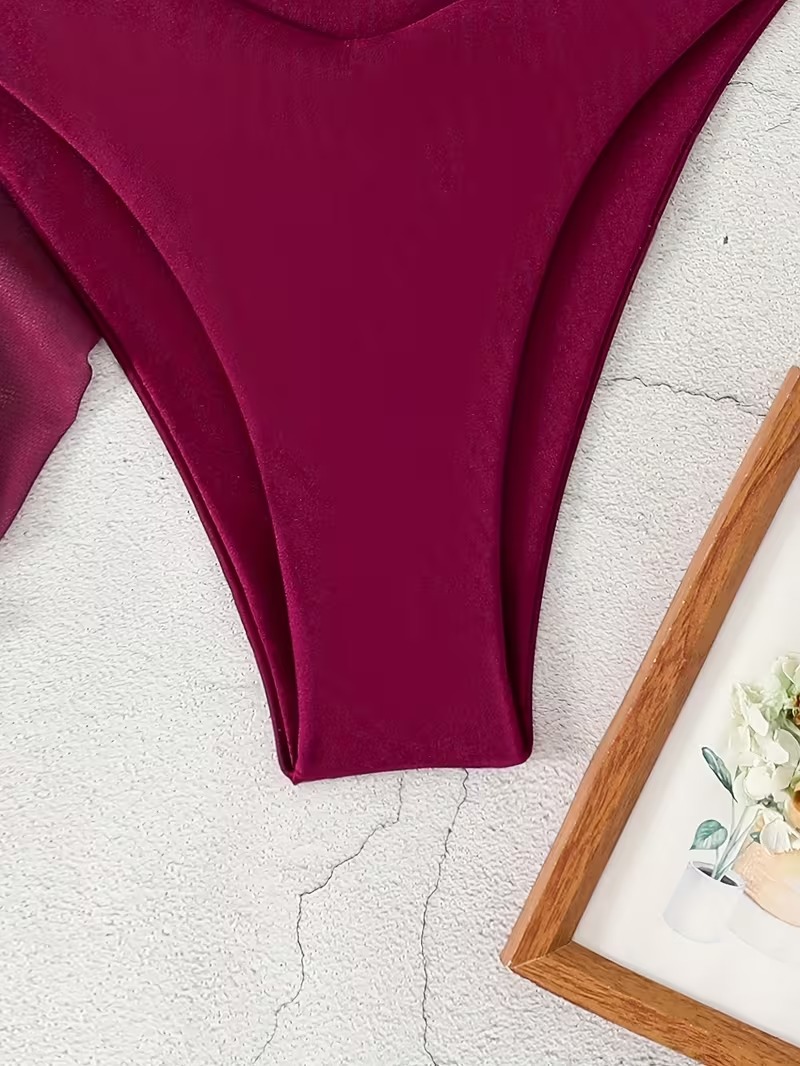 Bikini Vino con Pareo