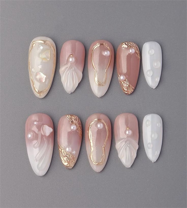 Elegant Pearl and Gold Press-On Nails