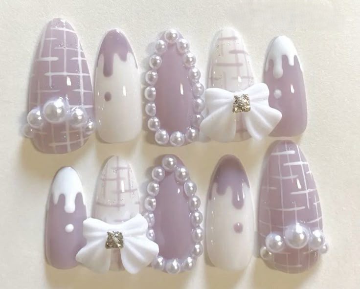 Elegant Purple Press-On Nails Set