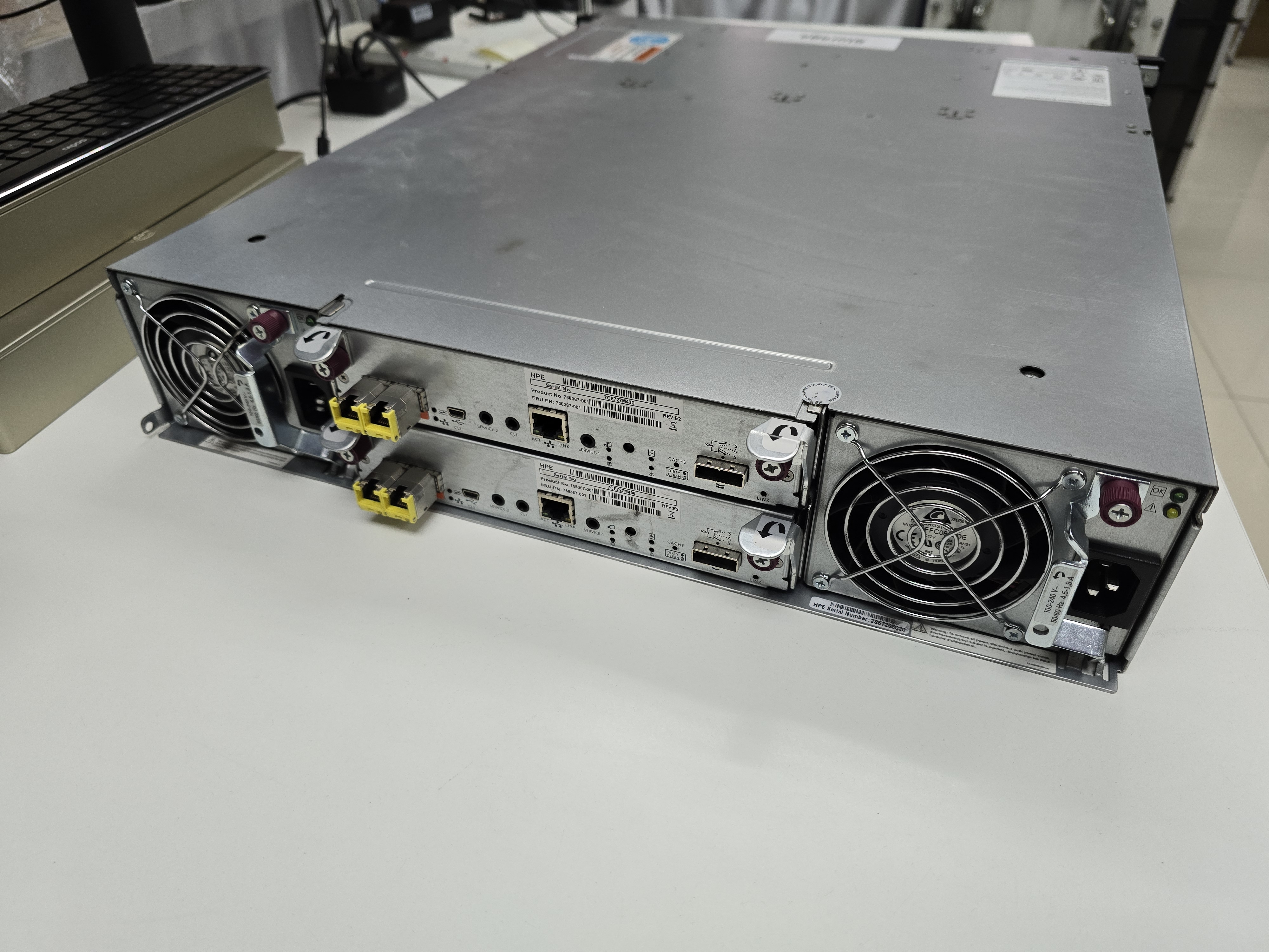 HP MSA2040 San Storage 2x Controller(FC + 10Gb) 3.5" 8TB SAS HS HDD x 6