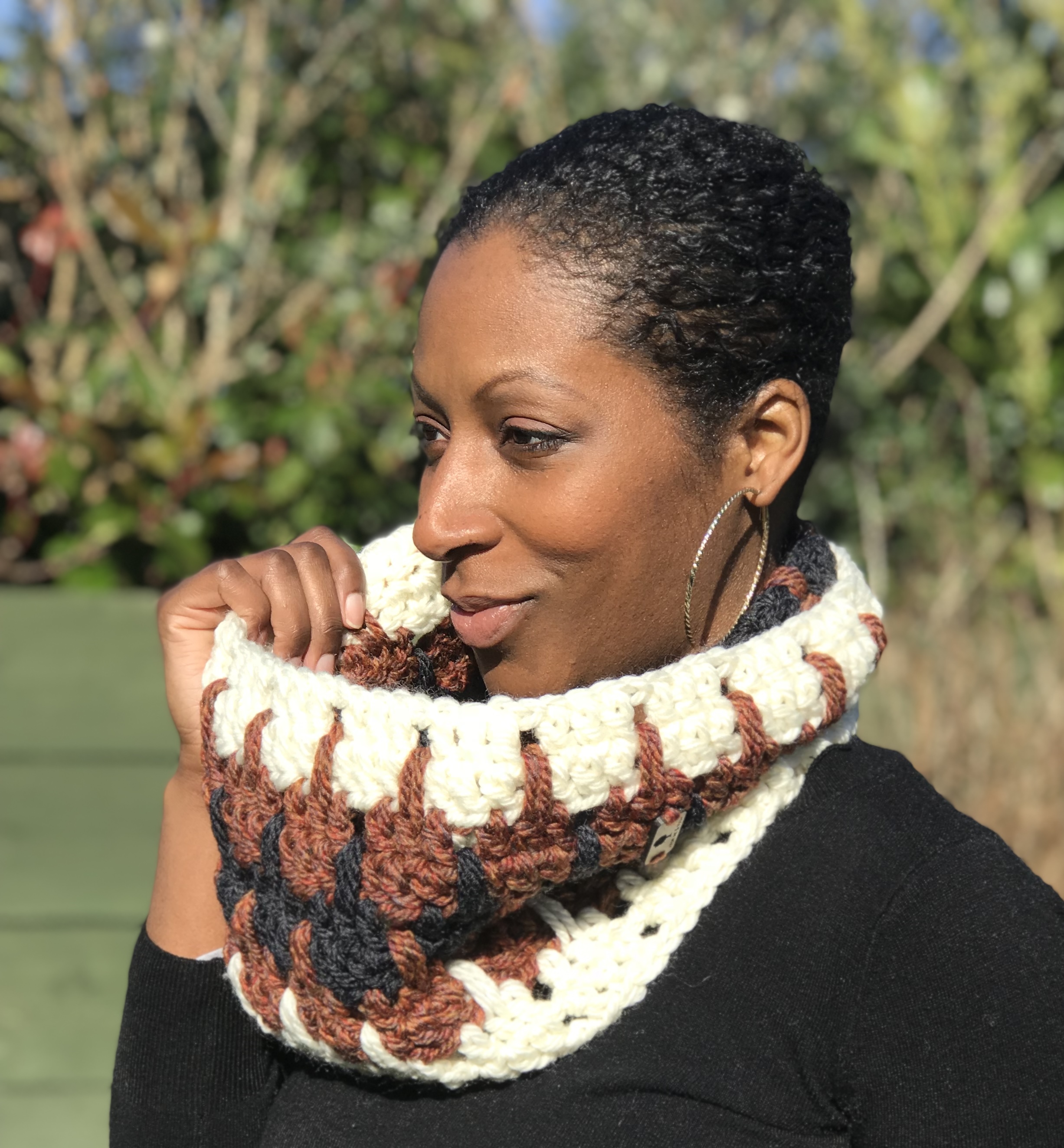 Neutrals Chunky Luxurious Wool Crocheted Cowl - "White"
