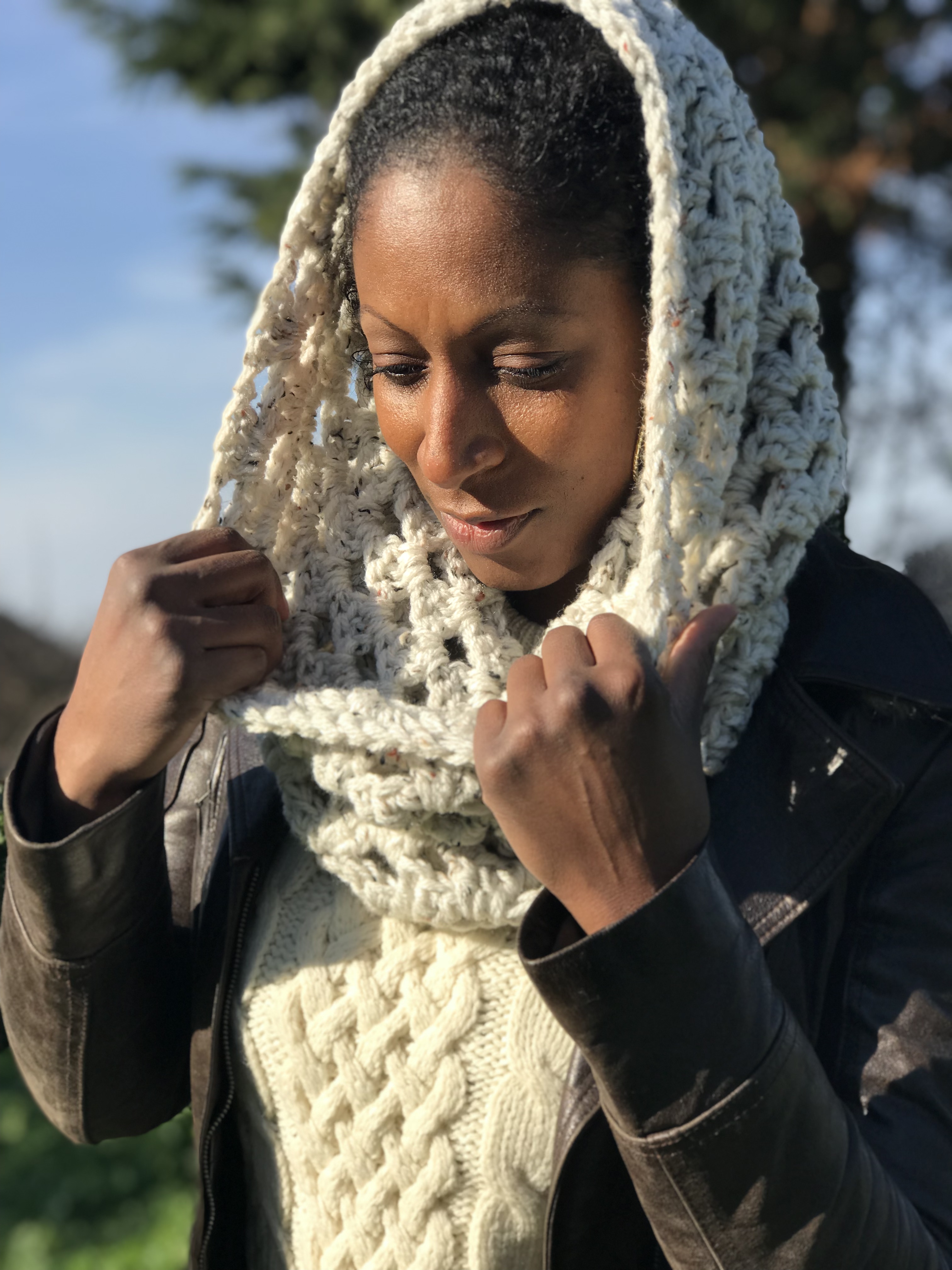 Handmade Cream Chunky Knit Infinity Scarf in Merino Blend