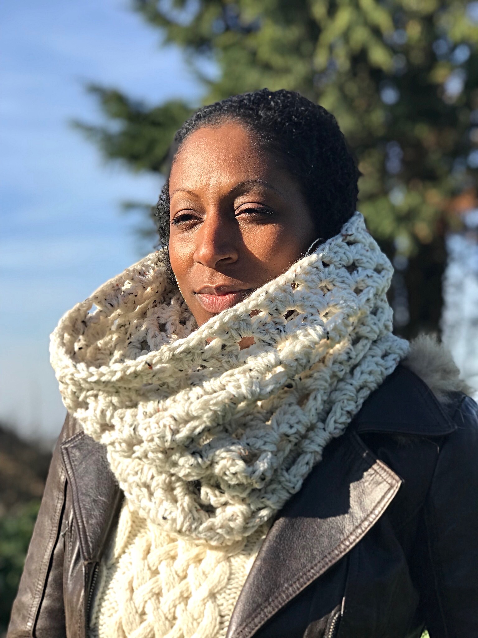 Handmade Cream Chunky Knit Infinity Scarf in Merino Blend