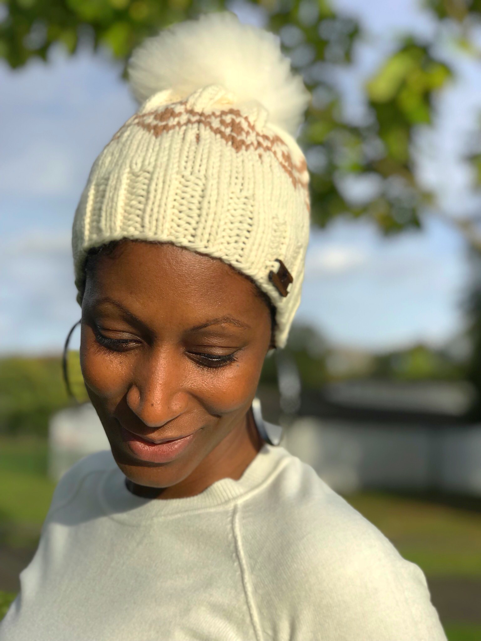 Knitted Winter Beanie in Merino Wool with 100% Alpaca Fur Pom-Pom - Cream