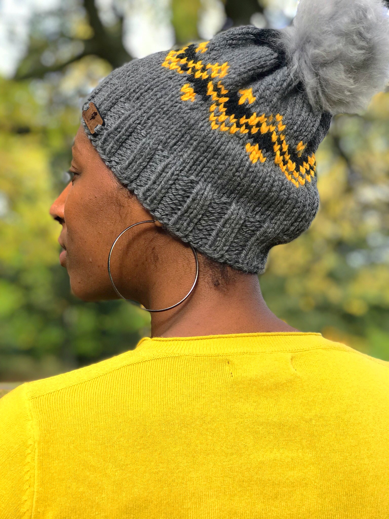 Hand Knitted Hat in Merino Wool with 100% Alpaca Fur Pom-Pom - Grey
