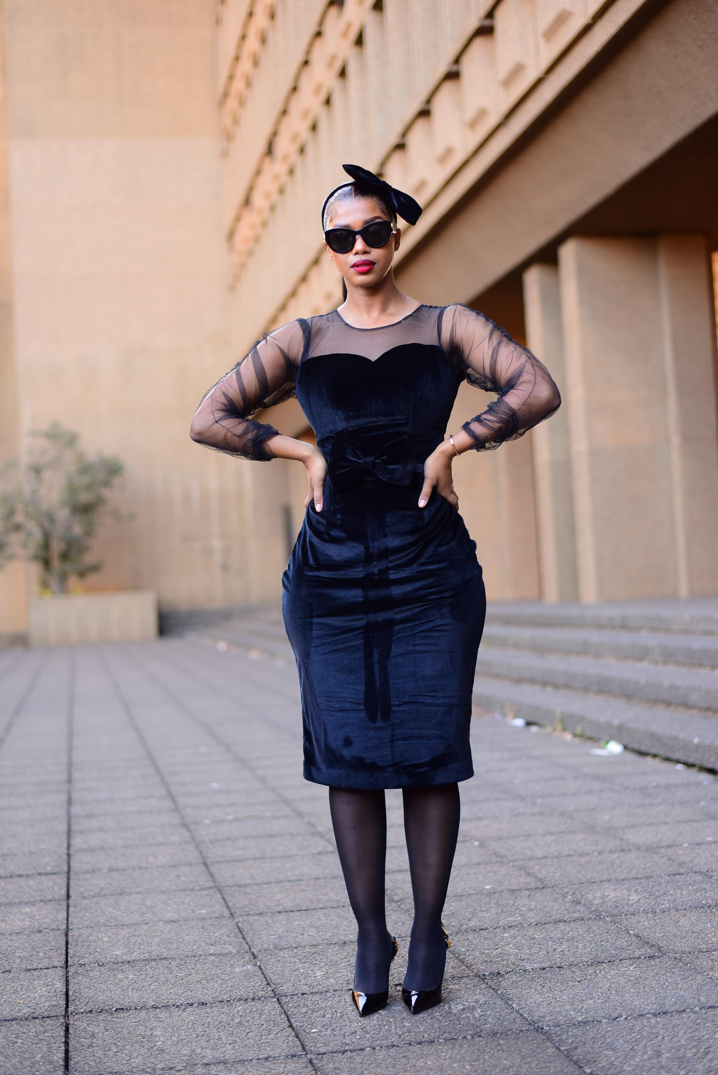 Elegant Black Velvet Dress with black Lace sleeves