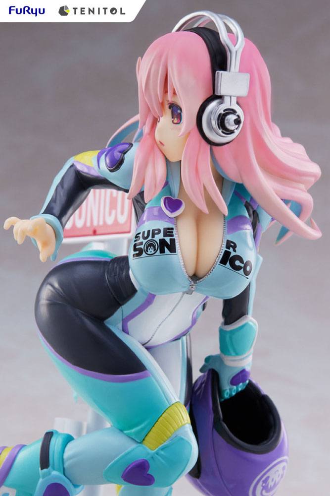 Super Sonico Tenitol PVC Statue Super Sonico